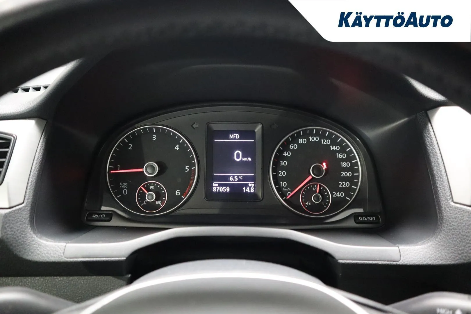 Volkswagen Caddy Maxi KTN-665 carousel image