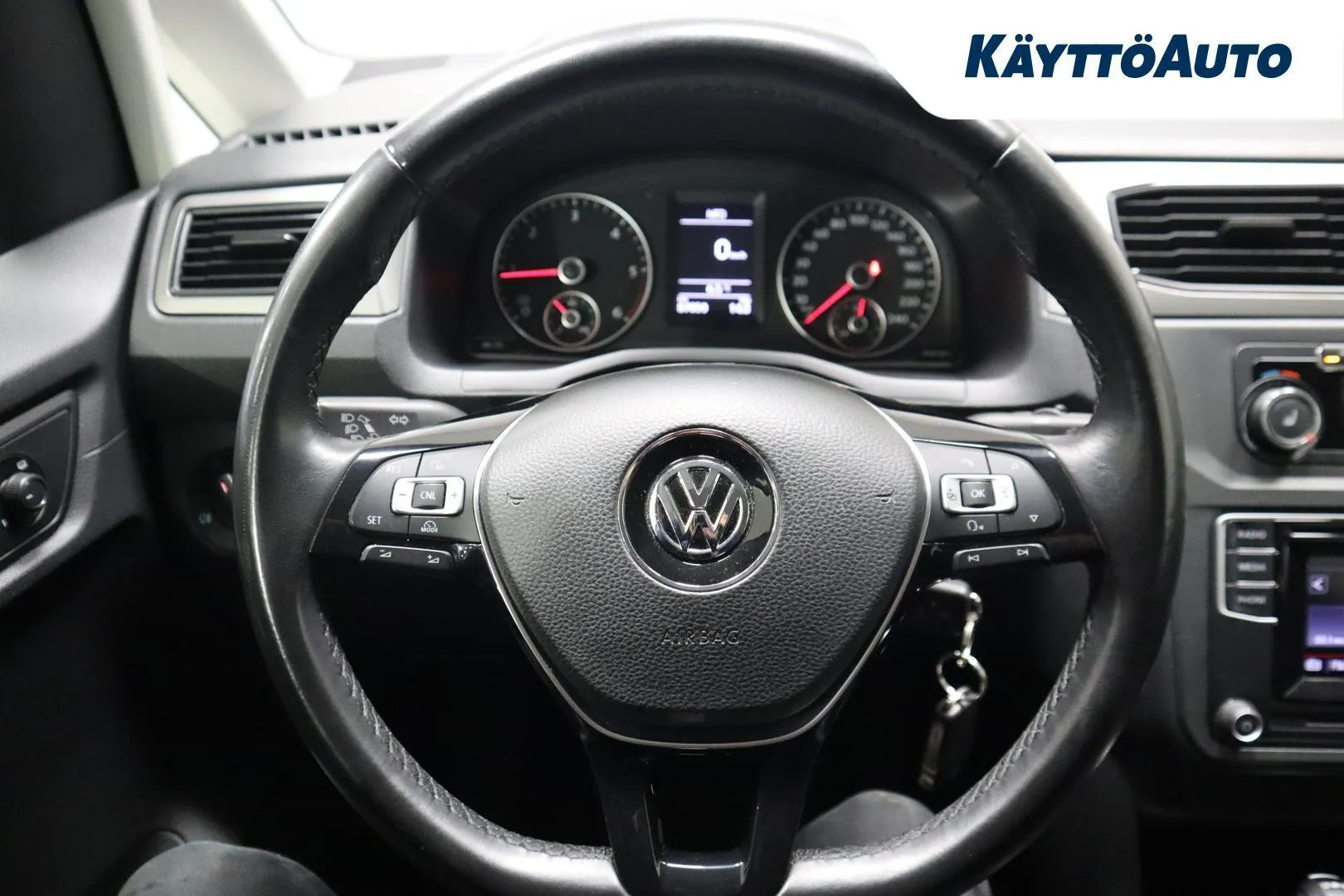 Volkswagen Caddy Maxi KTN-665 carousel image