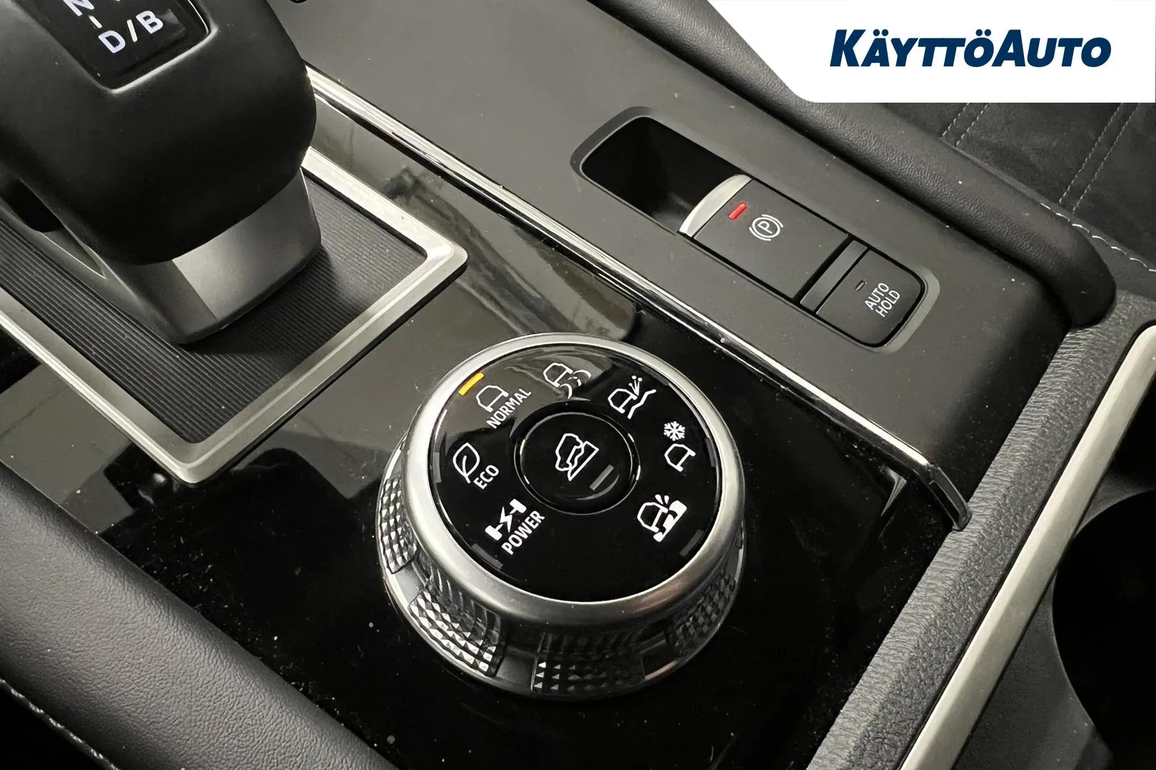 Mitsubishi Outlander XTK-942 carousel image