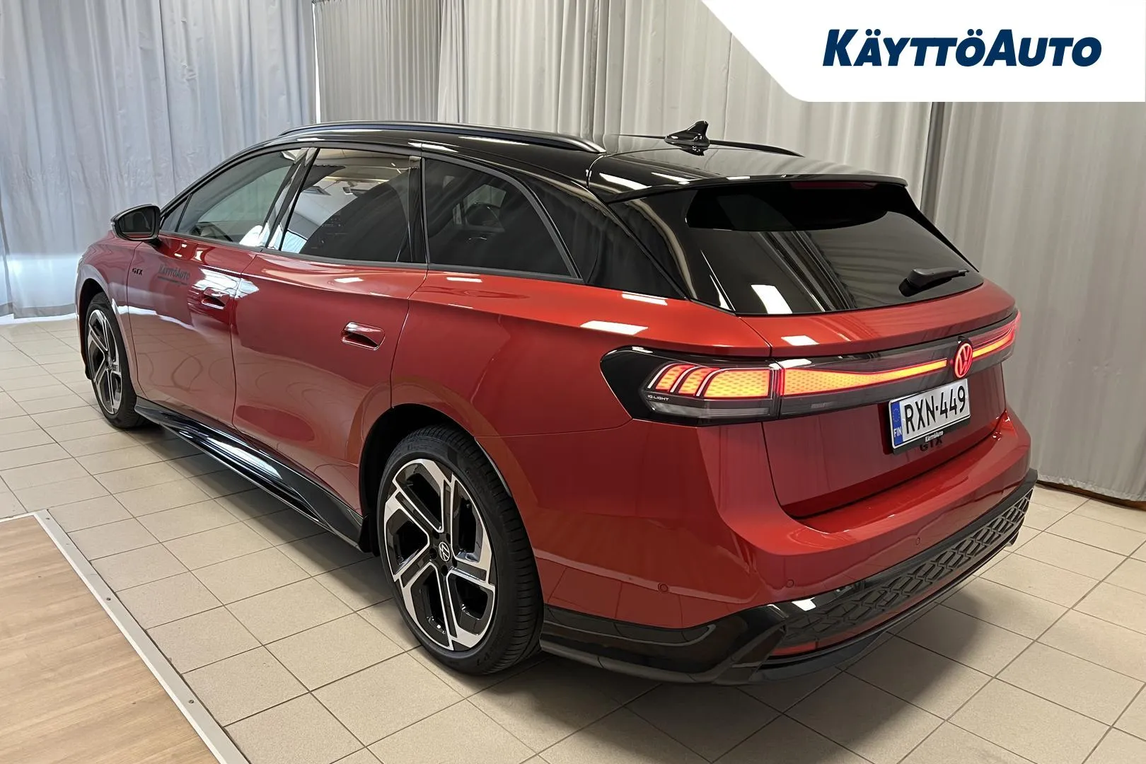 Volkswagen ID.7 RXN-449 carousel image