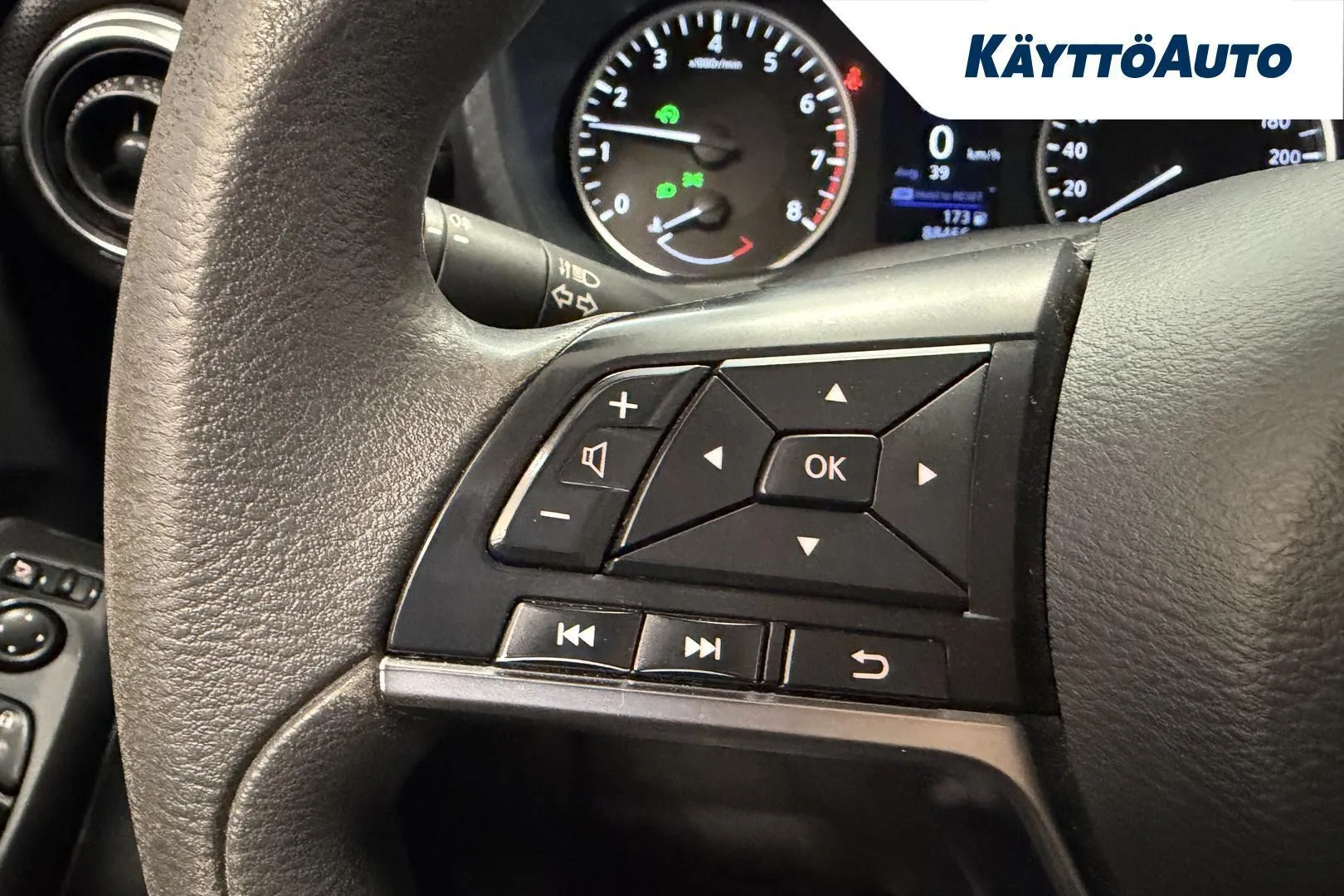 NISSAN Juke XPN-393 carousel image