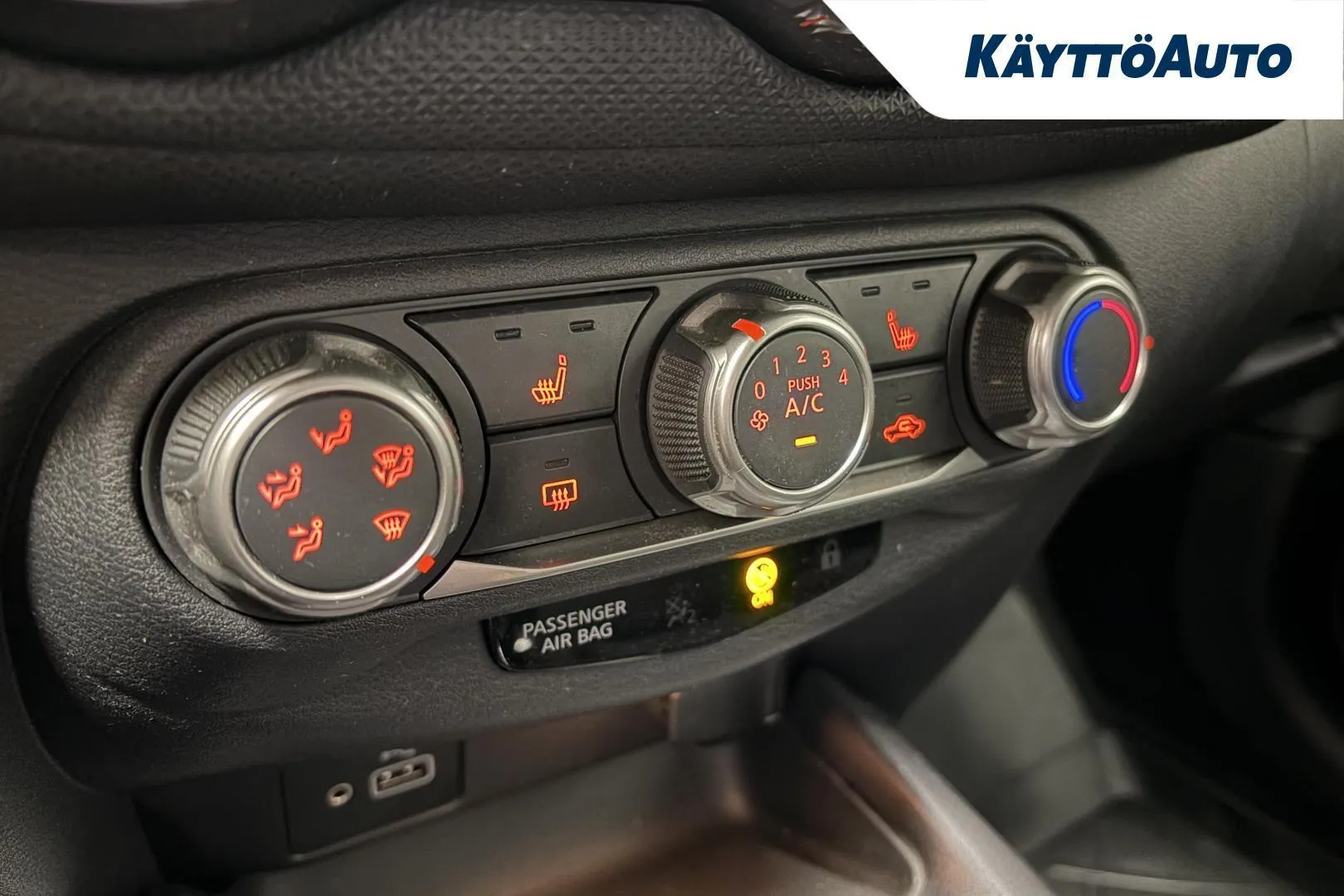 NISSAN Juke XPN-393 carousel image