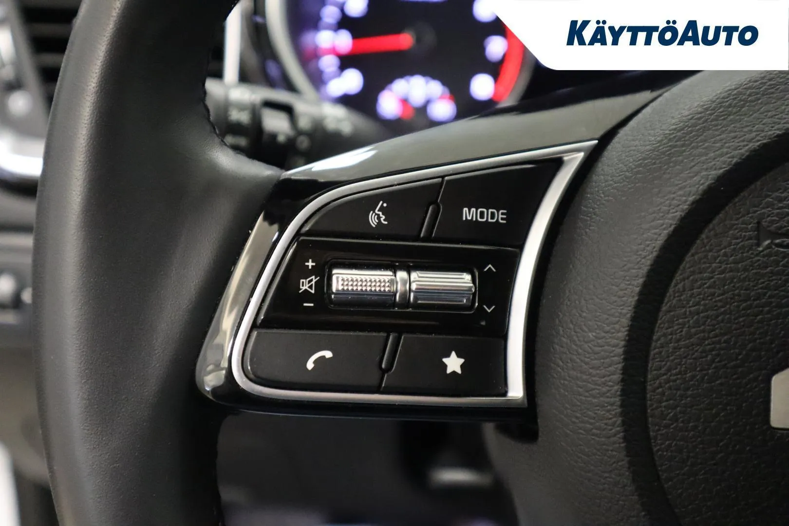 Kia XCeed YYE-790 carousel image