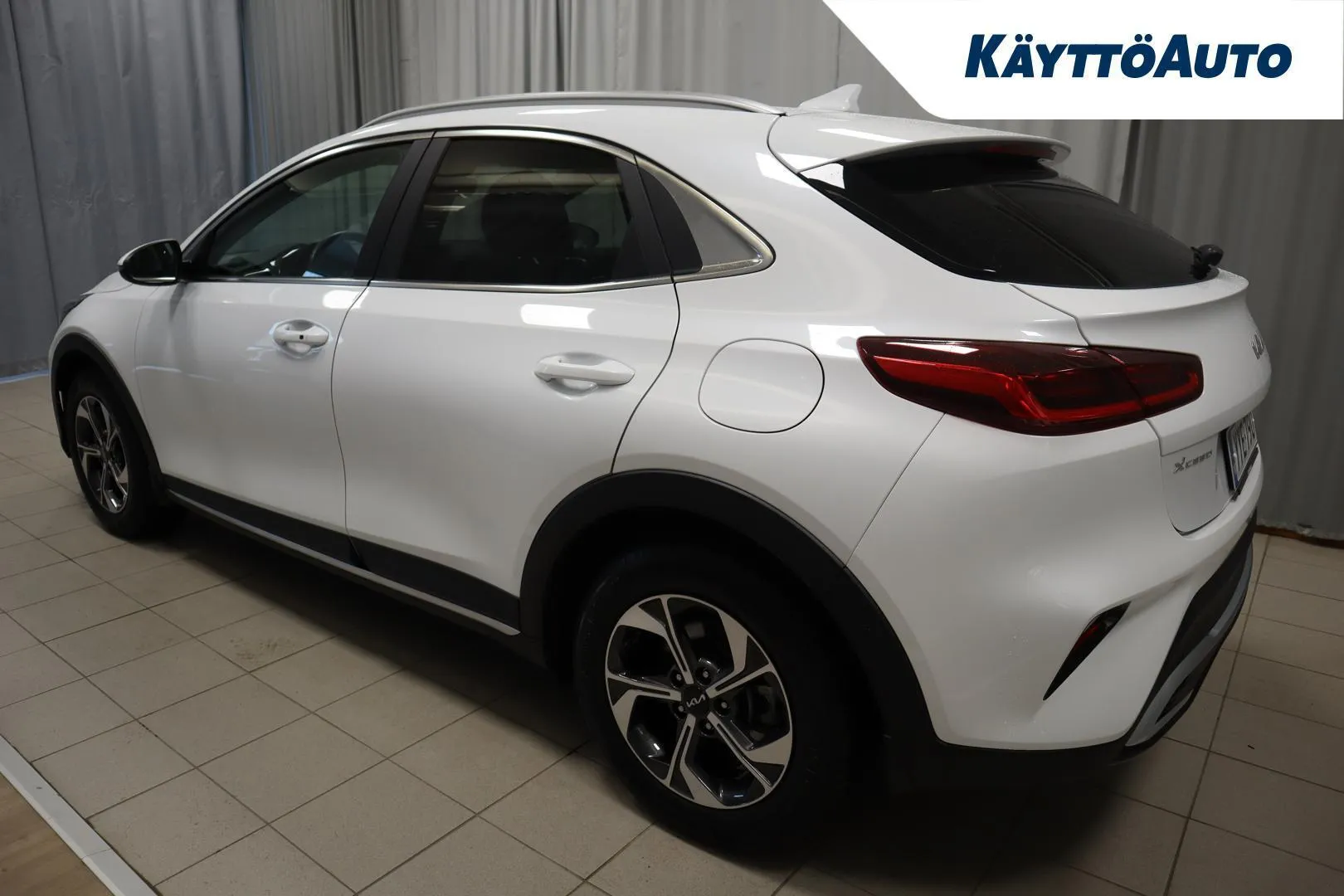 Kia XCeed YYE-790 carousel image