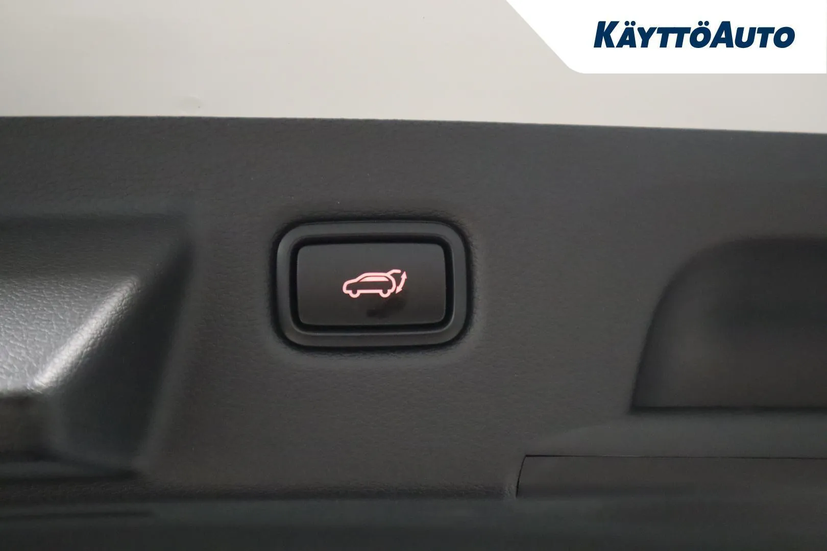 Kia XCeed YYE-790 carousel image
