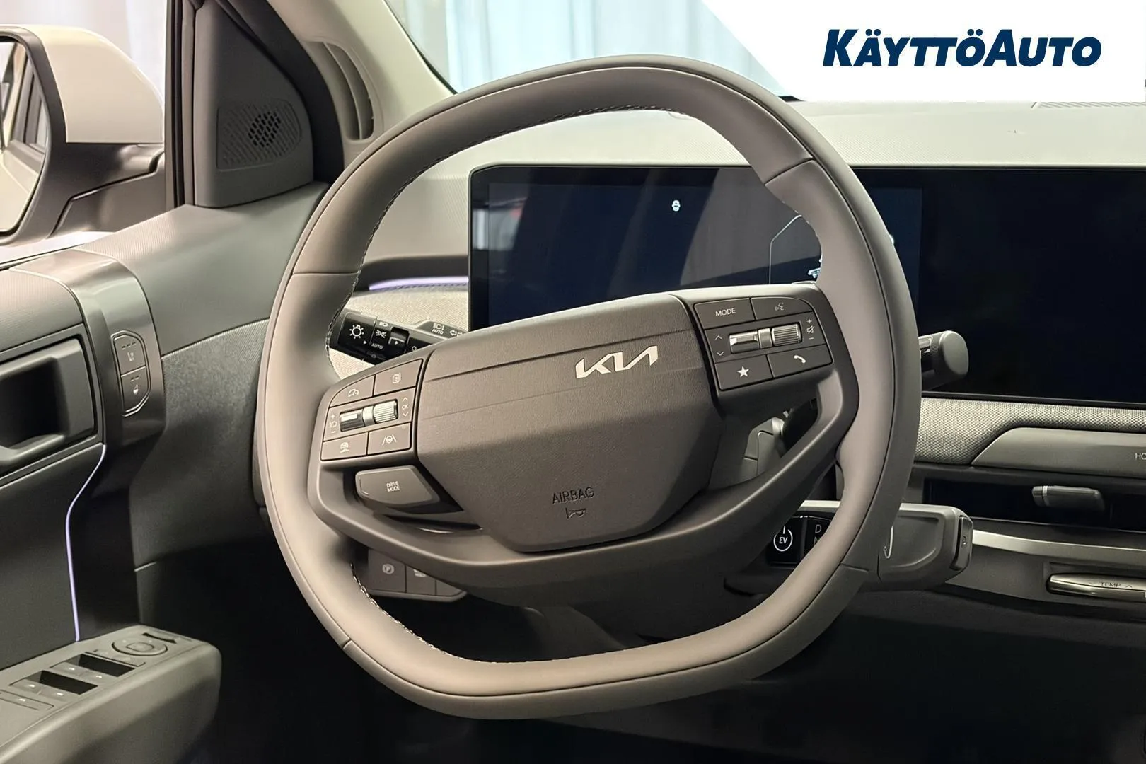 Kia EV3 JOI-983 carousel image