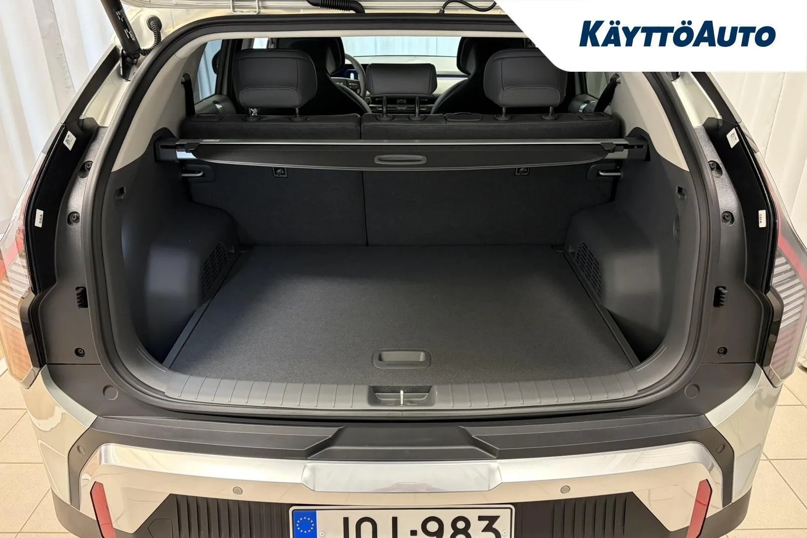 Kia EV3 JOI-983 carousel image