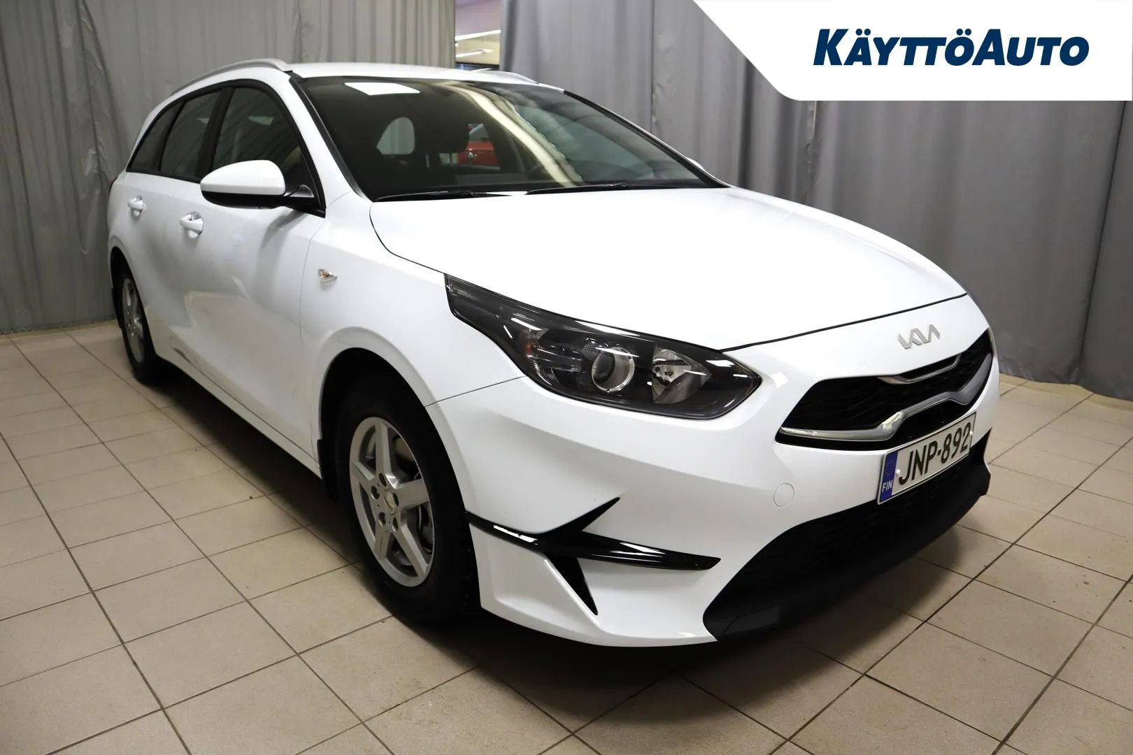 Kia Ceed JNP-892 carousel image