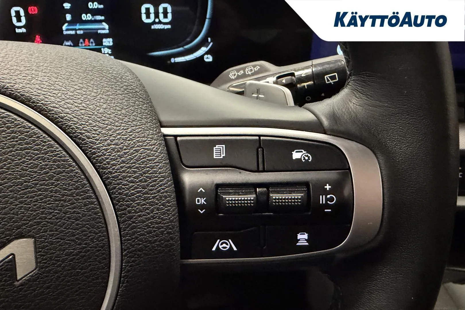 Kia Sportage NNK-198 carousel image