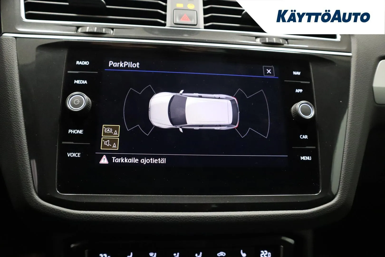 Volkswagen Tiguan SYT-507 carousel image