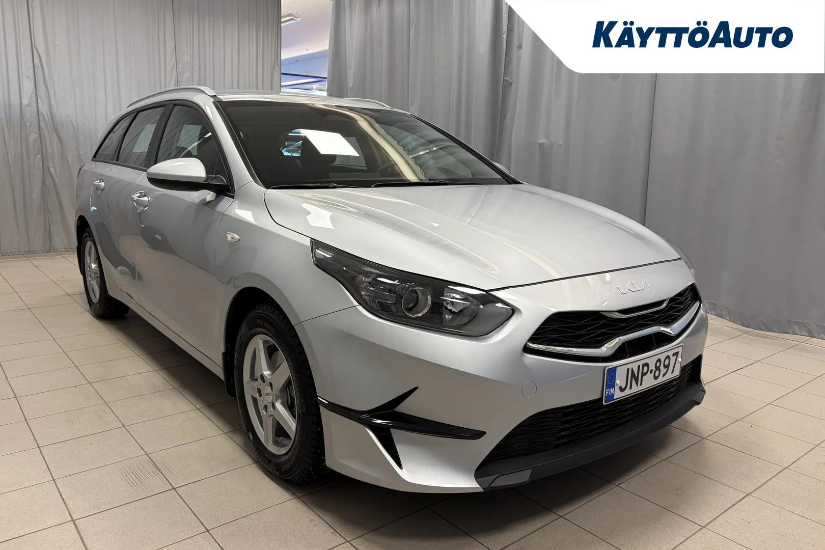Kia Ceed JNP-897 carousel image