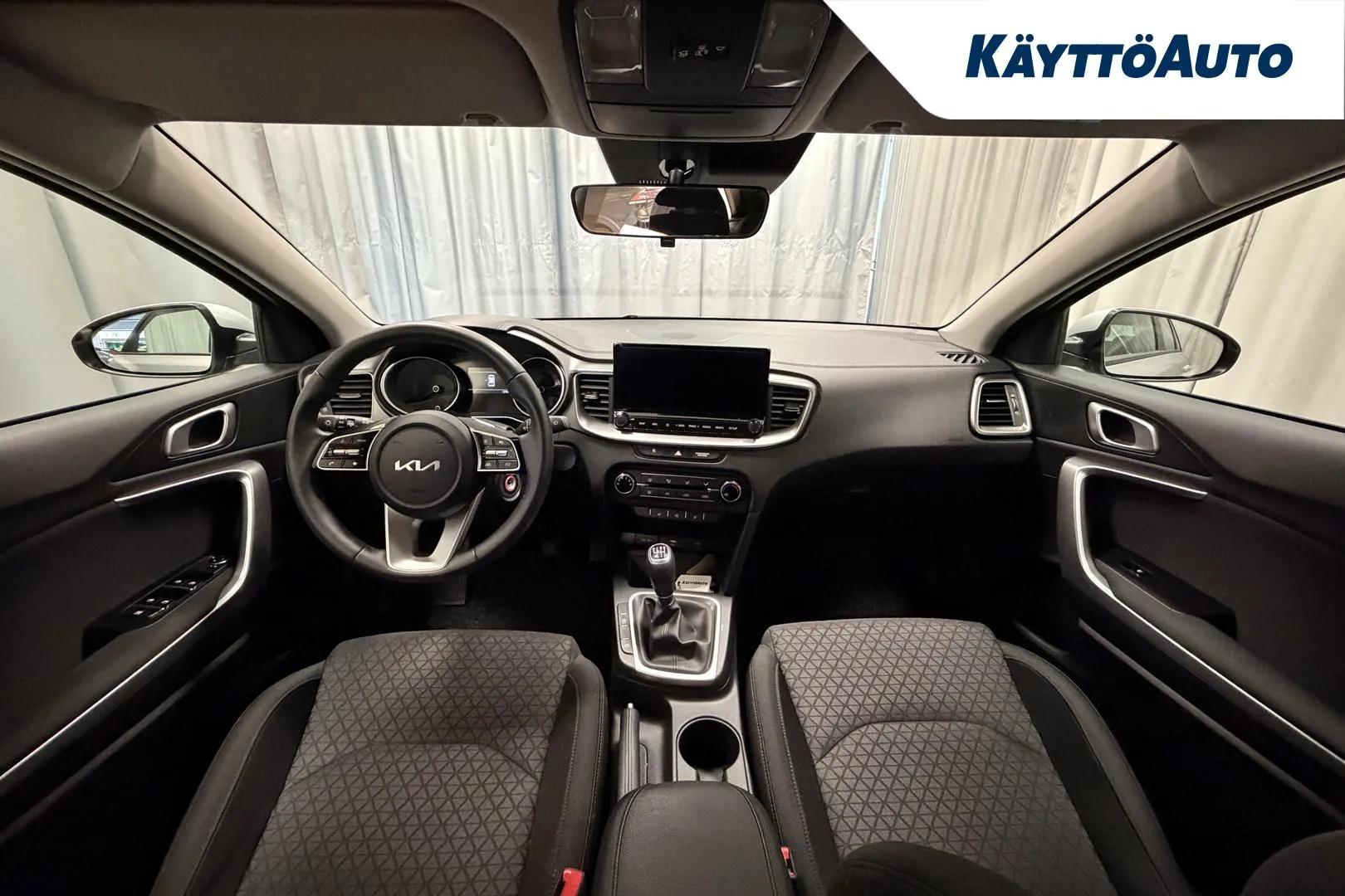 Kia Ceed JNP-897 carousel image