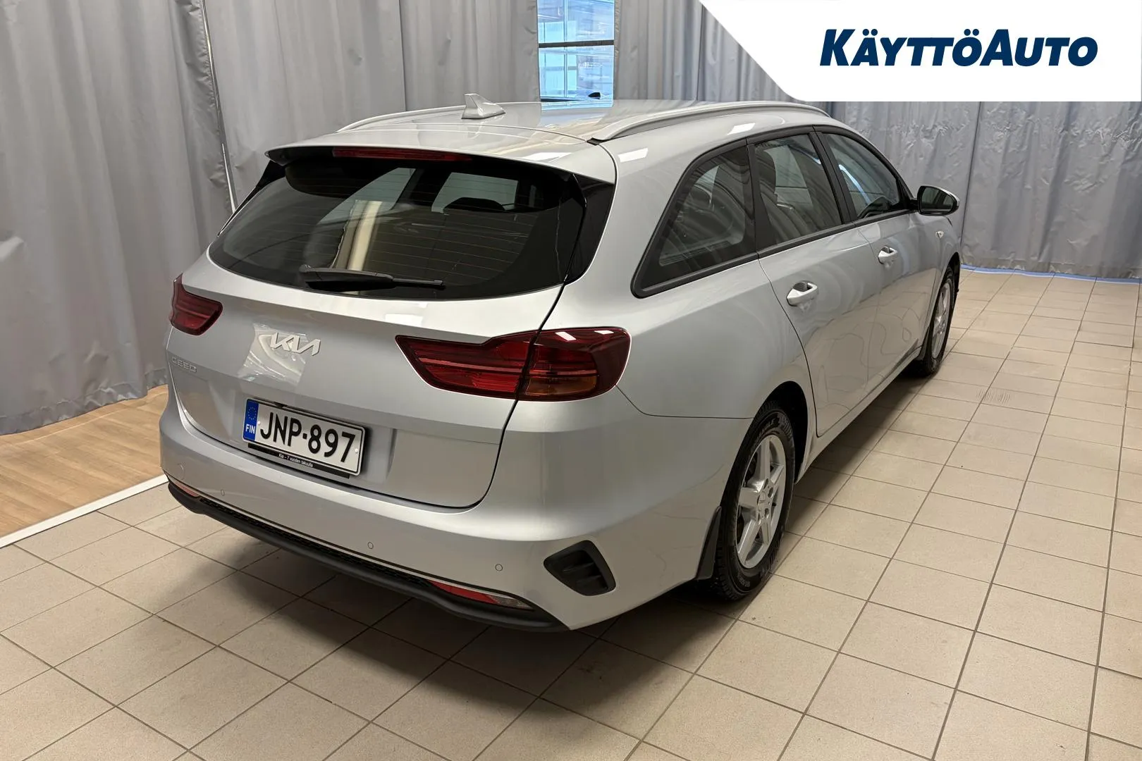 Kia Ceed JNP-897 carousel image