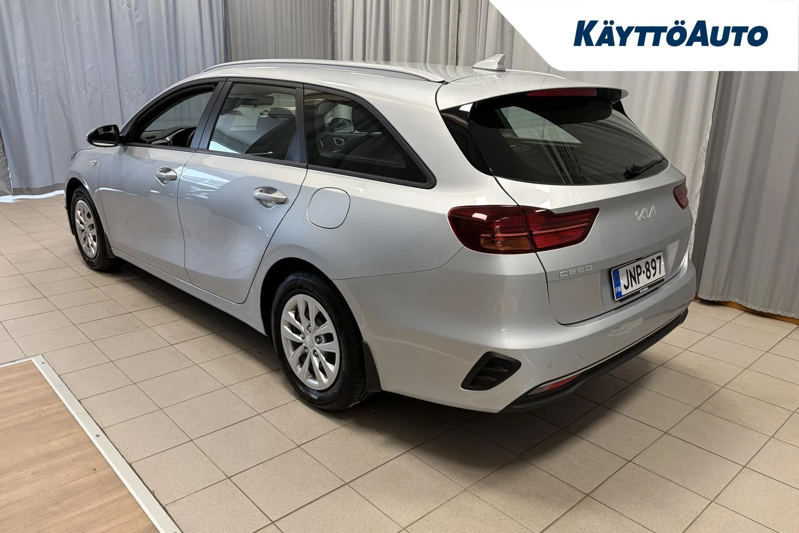 Kia Ceed JNP-897 carousel image