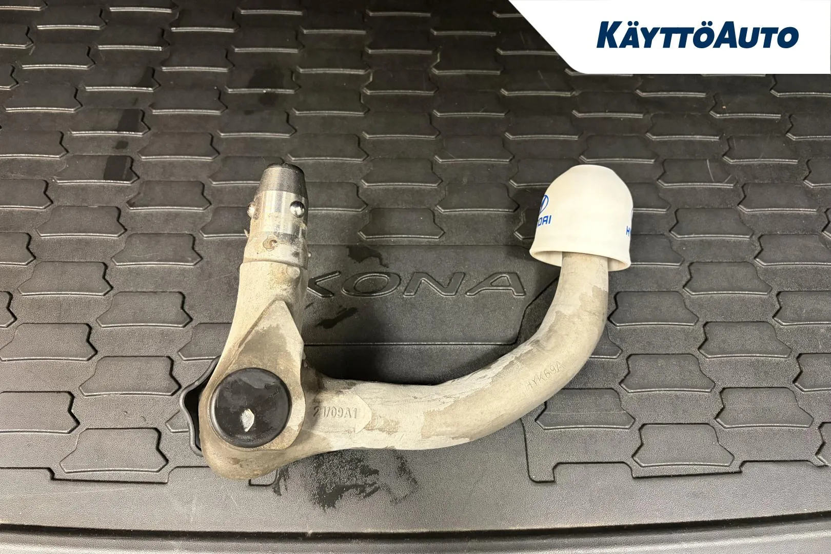 HYUNDAI KONA CRJ-181 carousel image