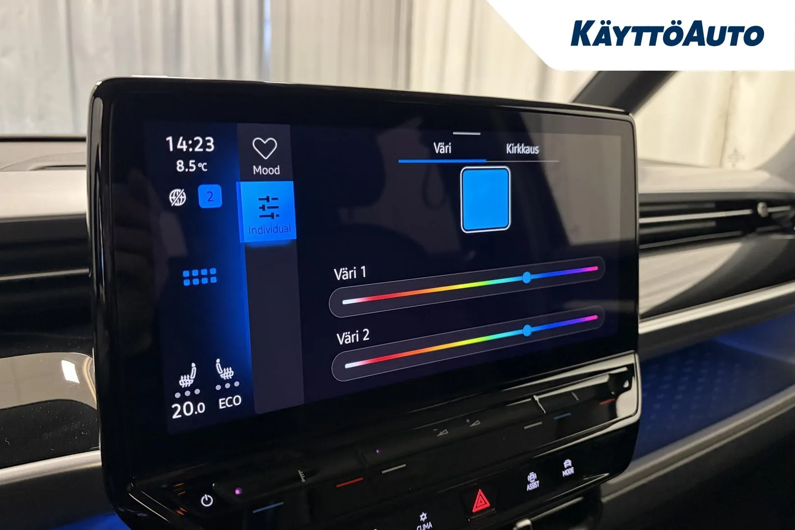 VOLKSWAGEN ID. Buzz JNC-353 carousel image