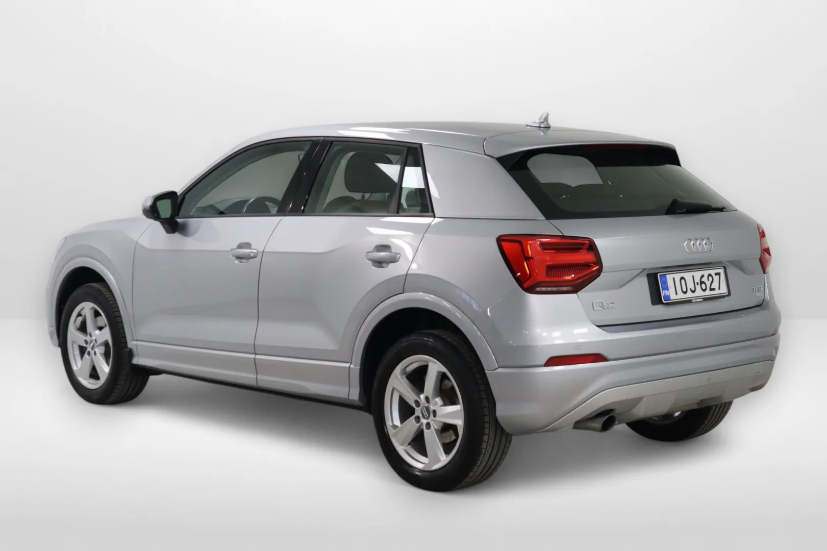 AUDI Q2 IOJ-627 carousel image