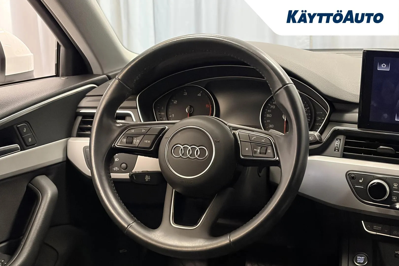 AUDI A4 MUZ-237 carousel image