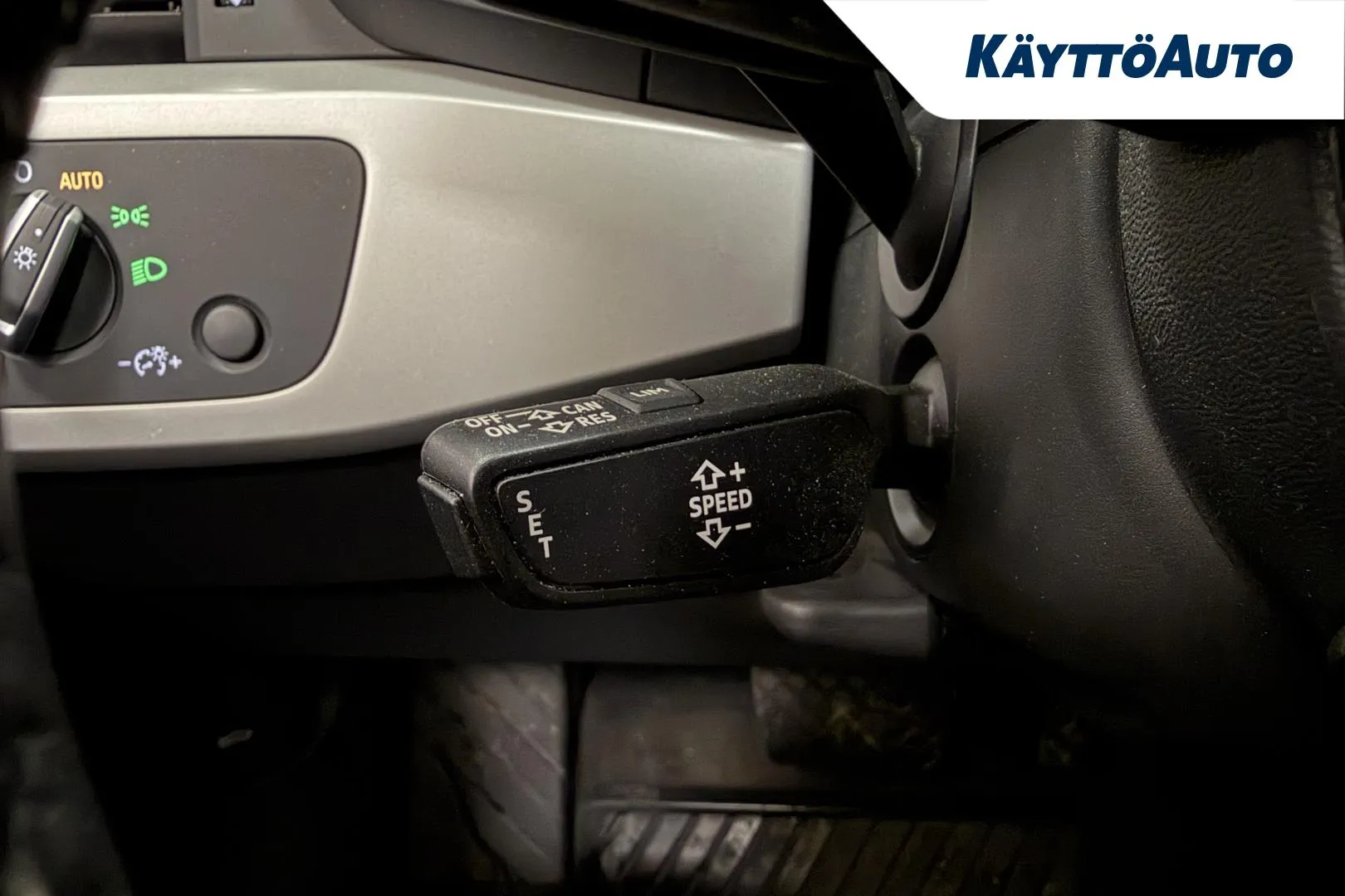 AUDI A4 MUZ-237 carousel image