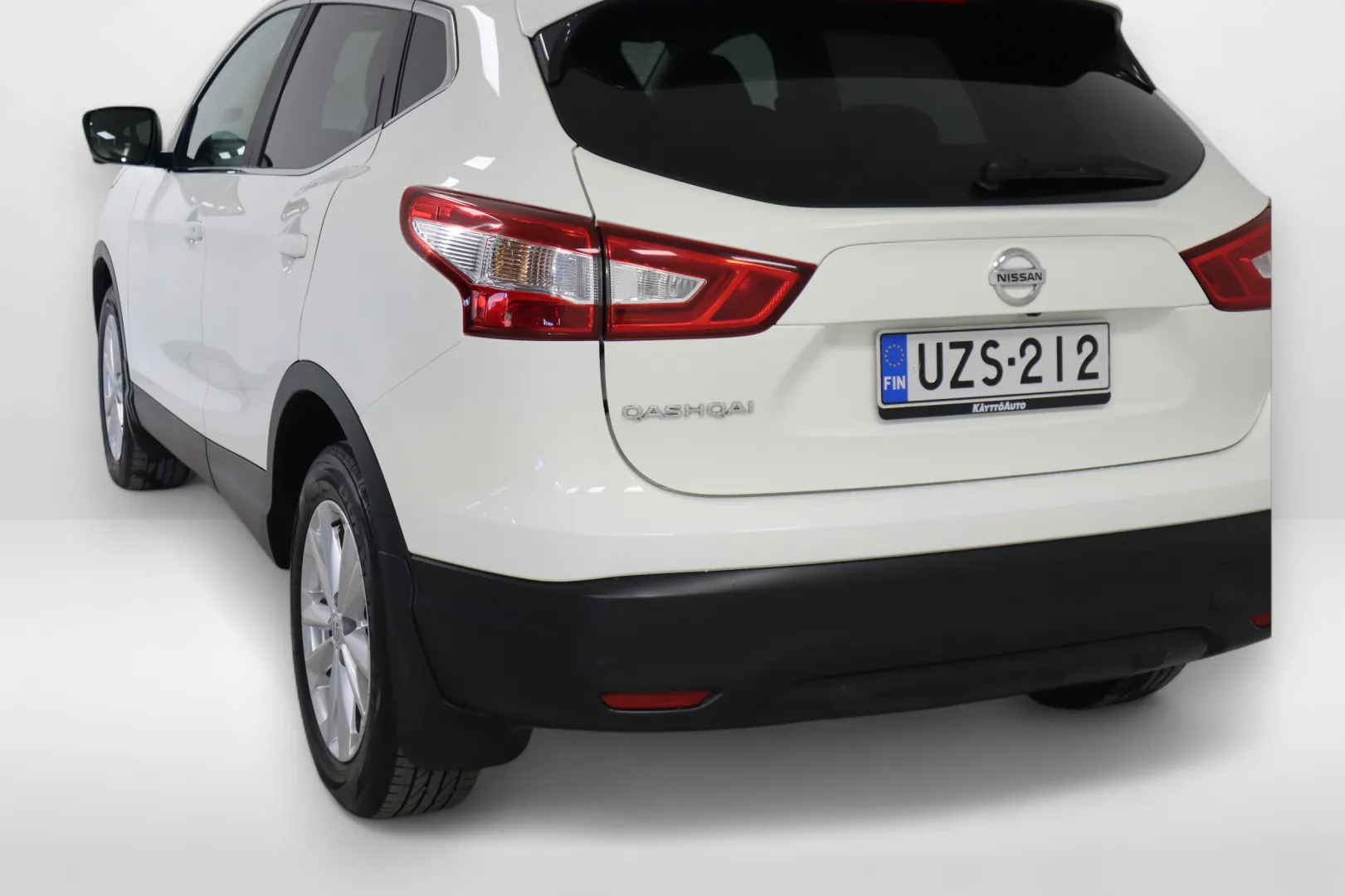 NISSAN Qashqai UZS-212 carousel image