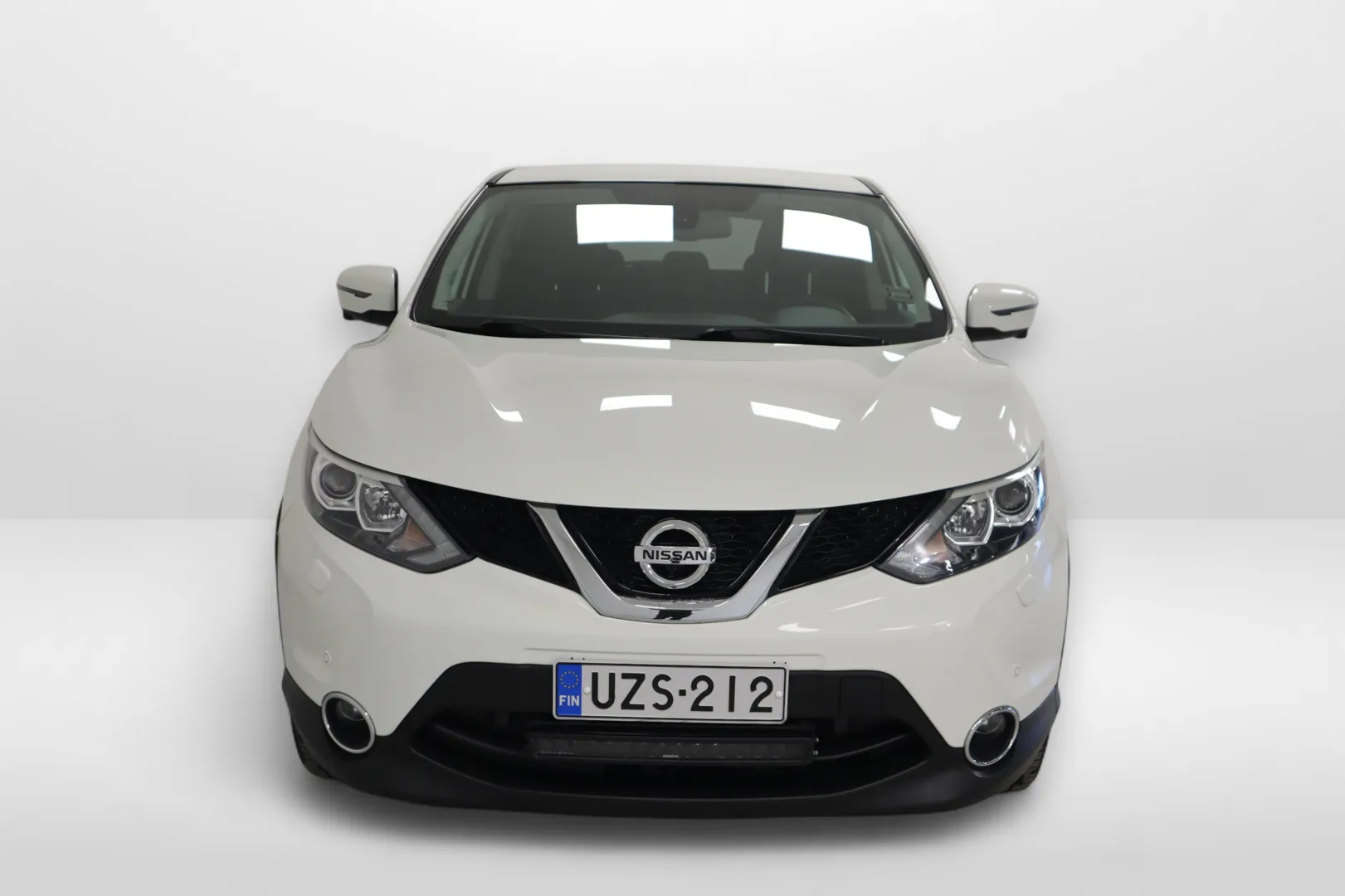 NISSAN Qashqai UZS-212 carousel image