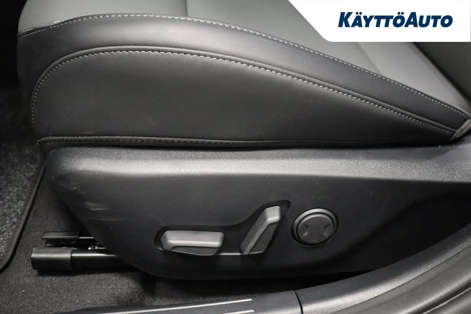 Kia K4 SRO-983 carousel image