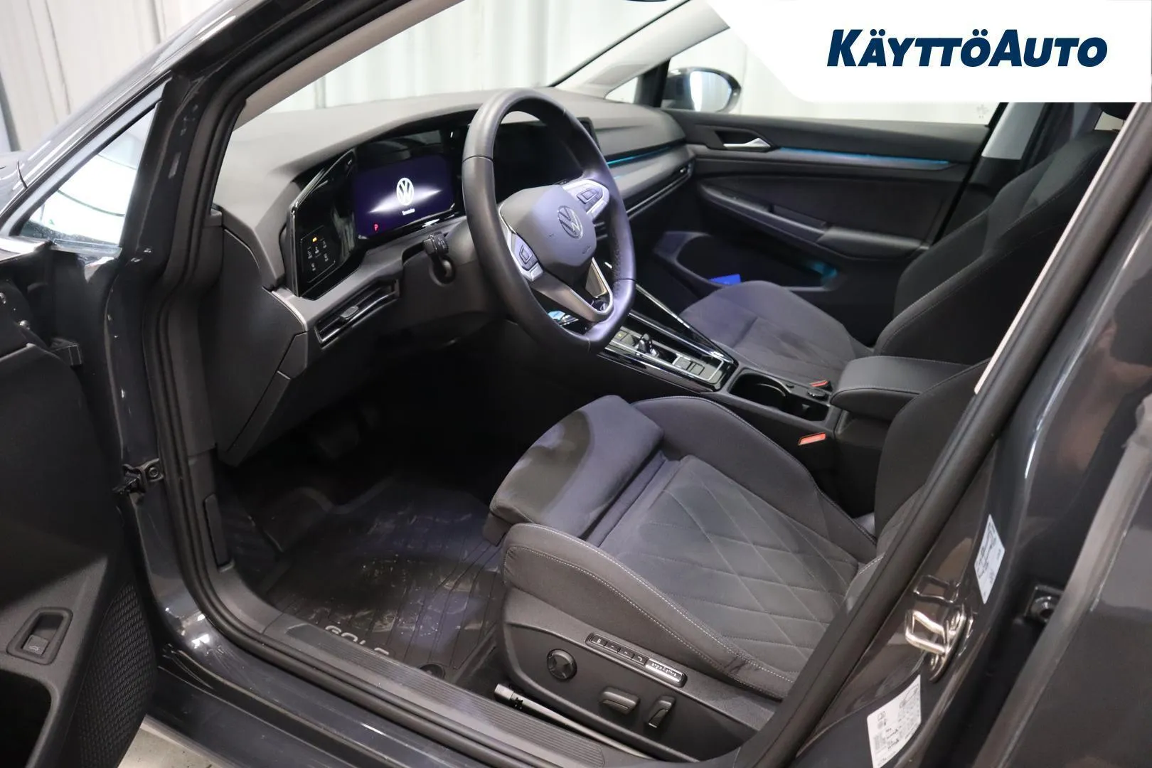 VOLKSWAGEN Golf NNC-139 carousel image