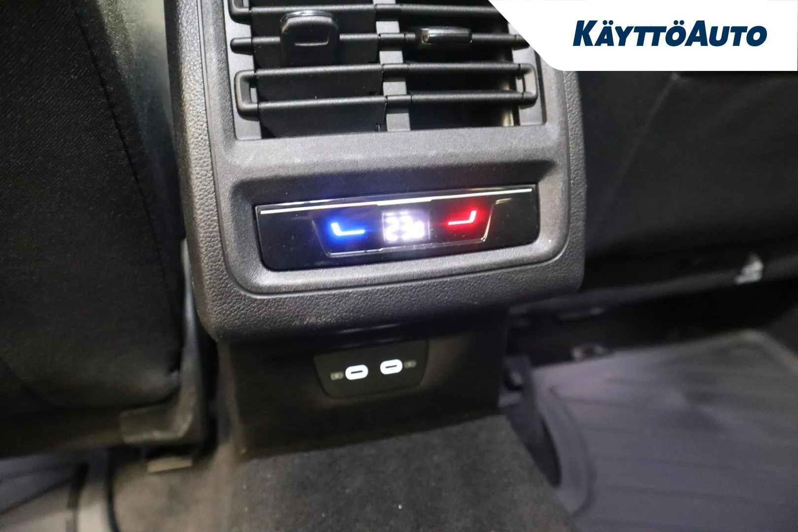 VOLKSWAGEN Golf NNC-139 carousel image