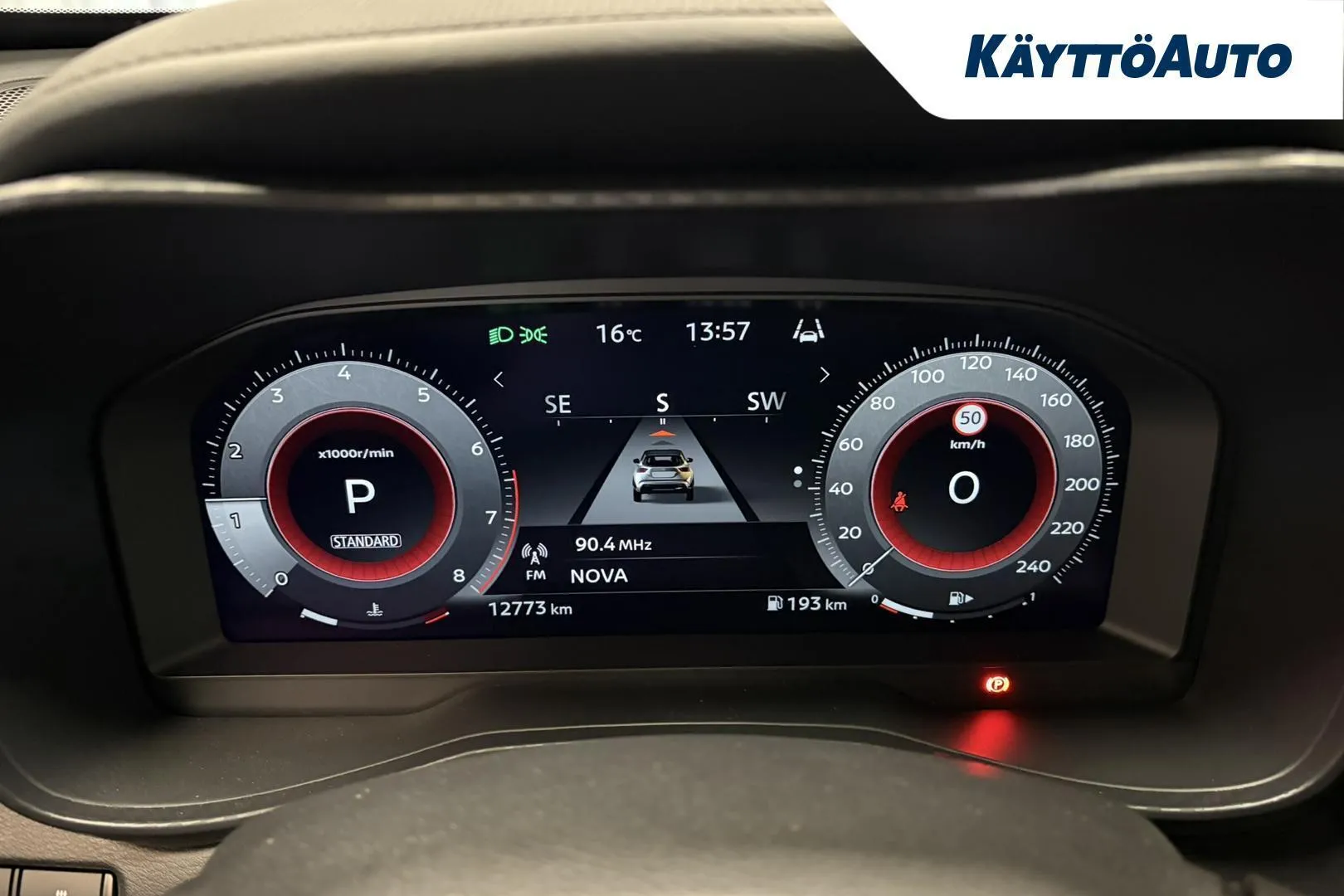 Nissan Juke RXE-724 carousel image