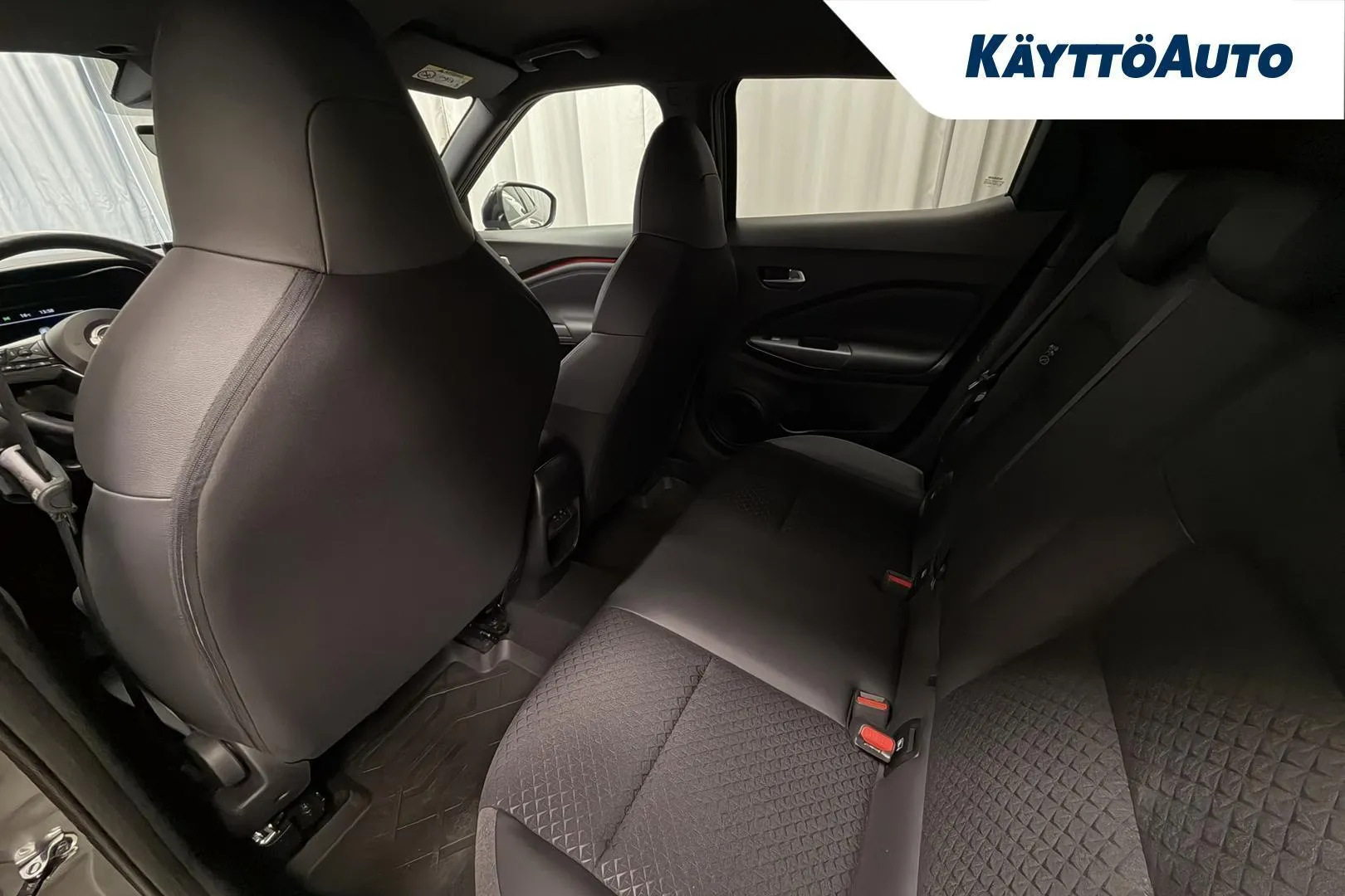 Nissan Juke RXE-724 carousel image