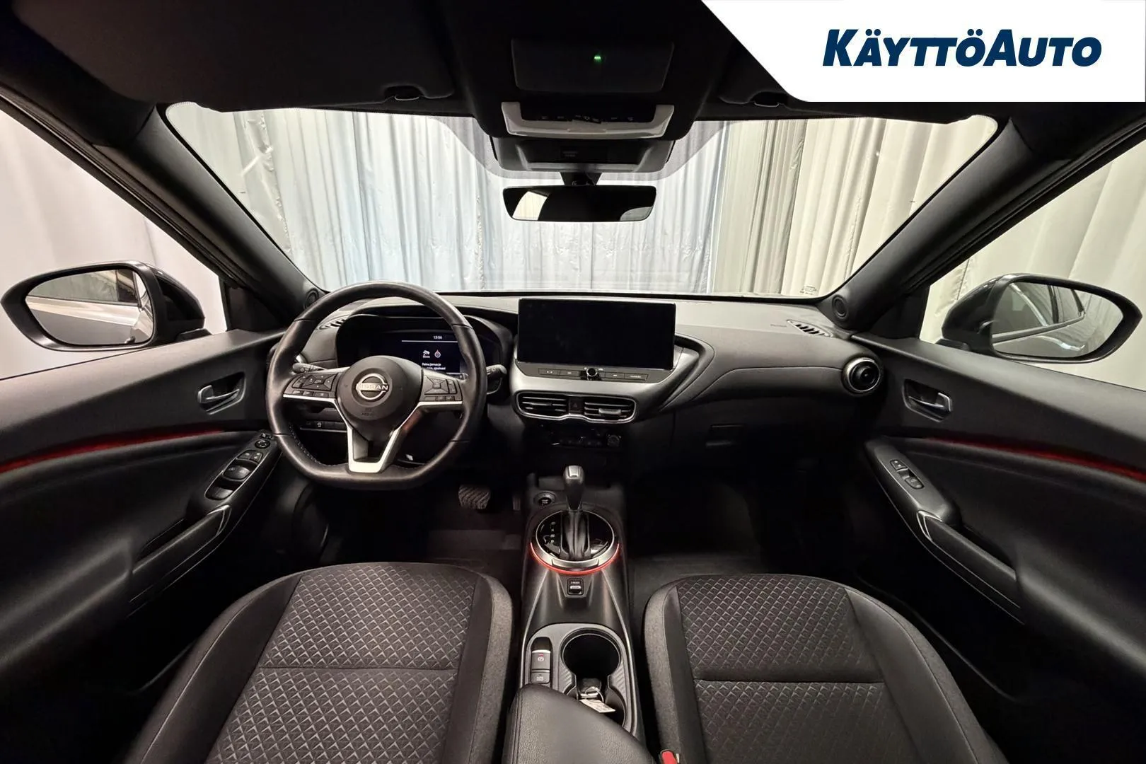 Nissan Juke RXE-724 carousel image