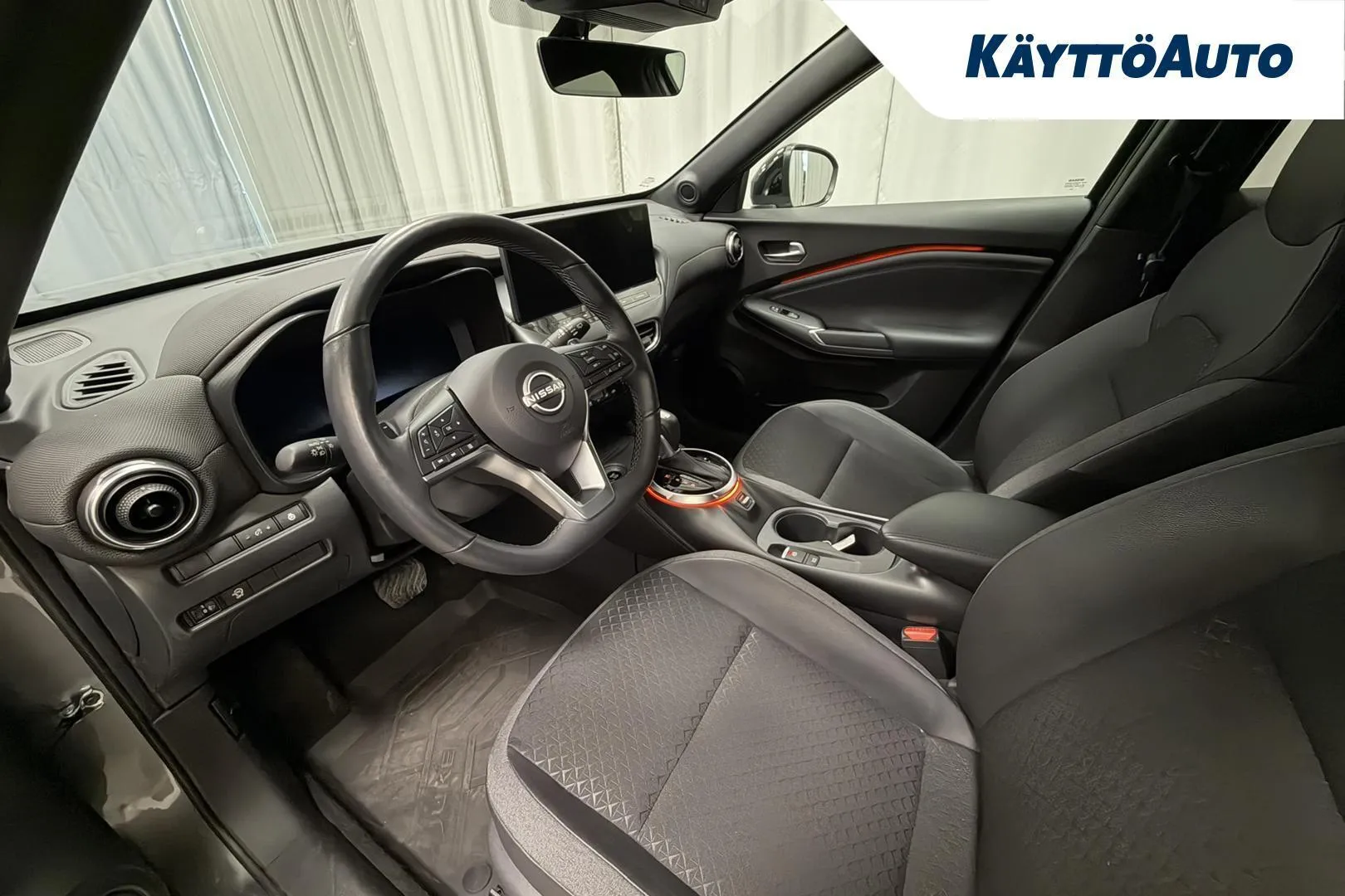 Nissan Juke RXE-724 carousel image