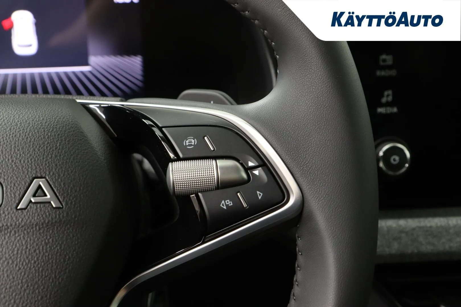 Skoda Kamiq EVJ-648 carousel image