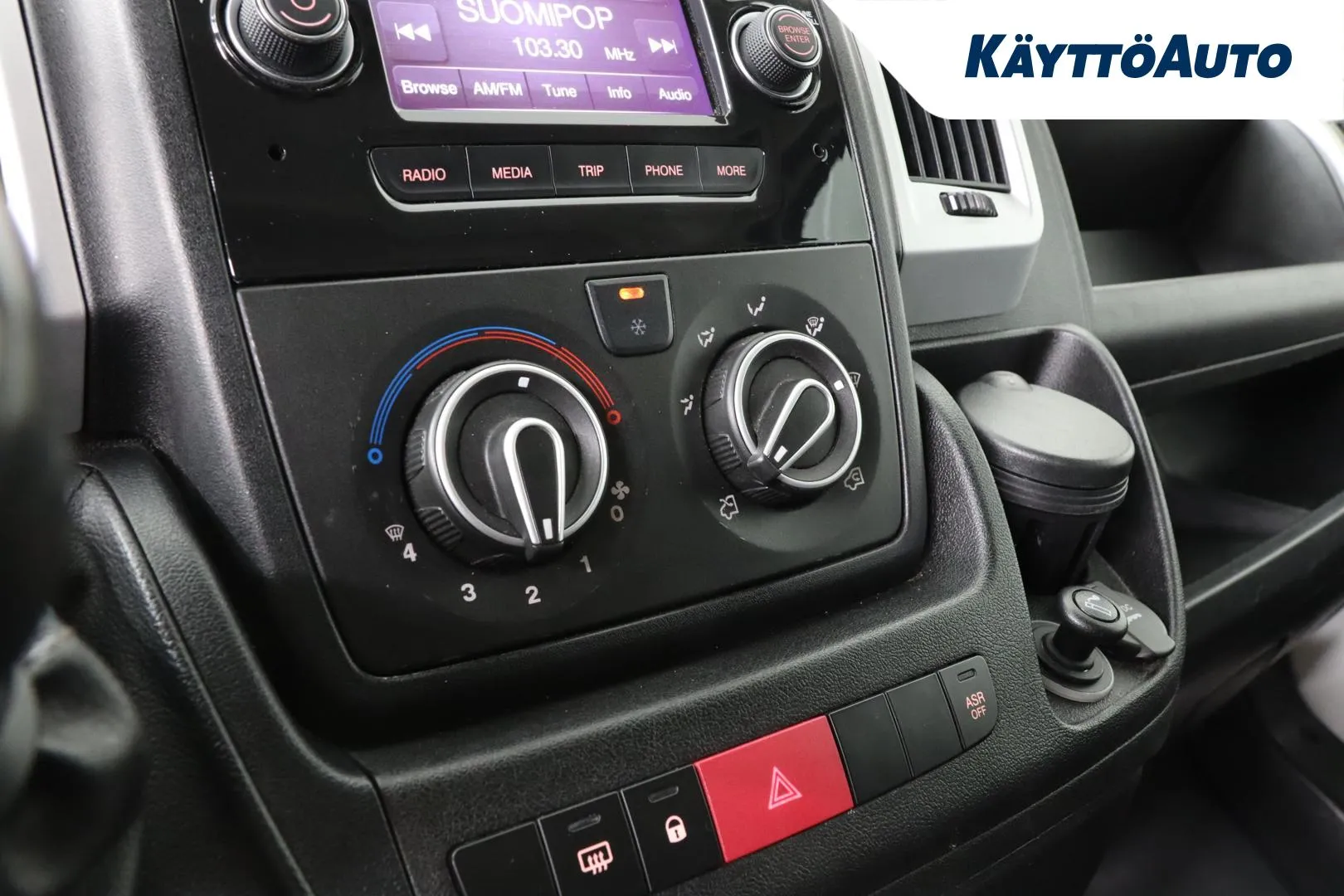 CITROEN Jumper YXH-695 carousel image