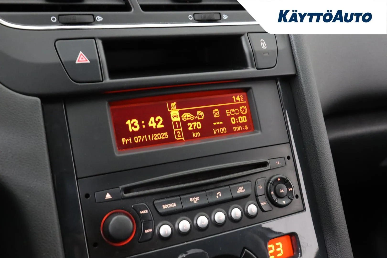 Peugeot 5008 CNM-321 carousel image