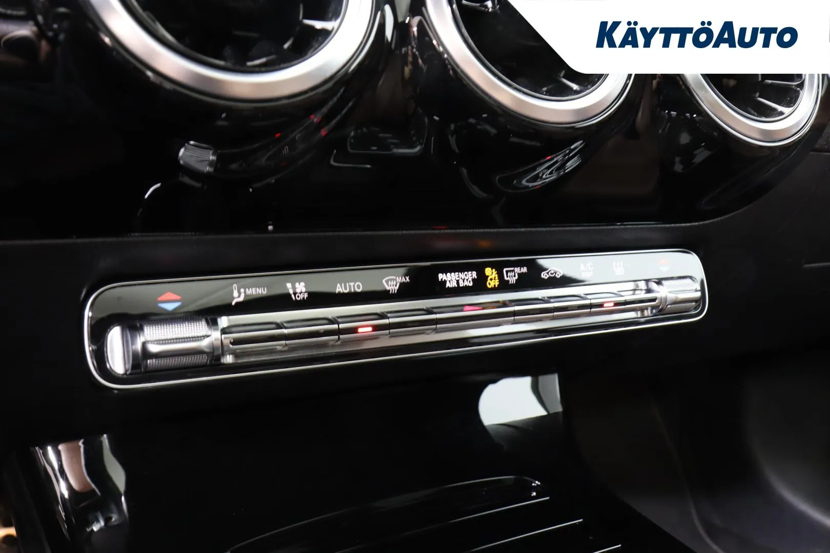 Mercedes-Benz CLA GOF-560 carousel image