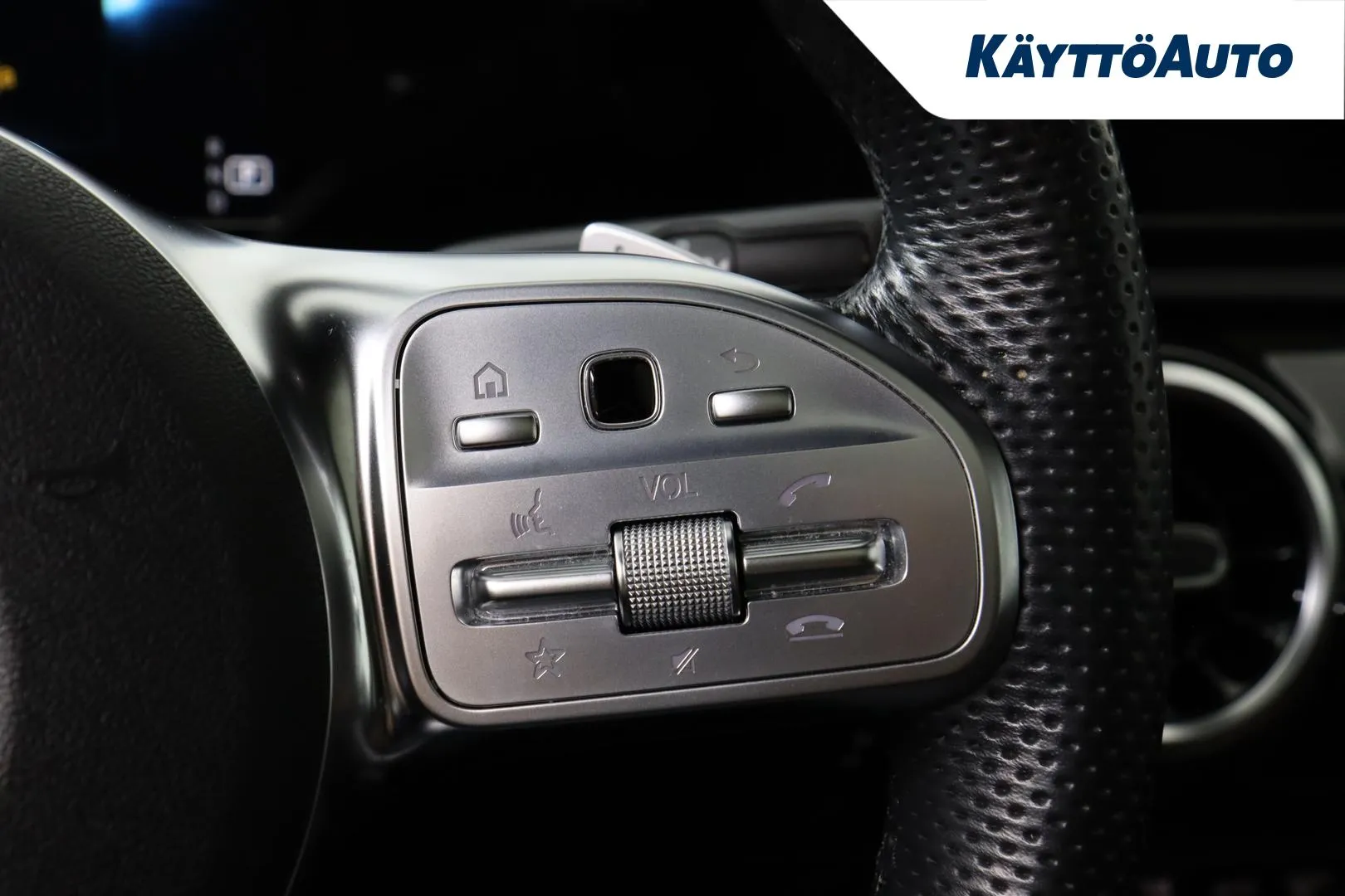 Mercedes-Benz CLA GOF-560 carousel image