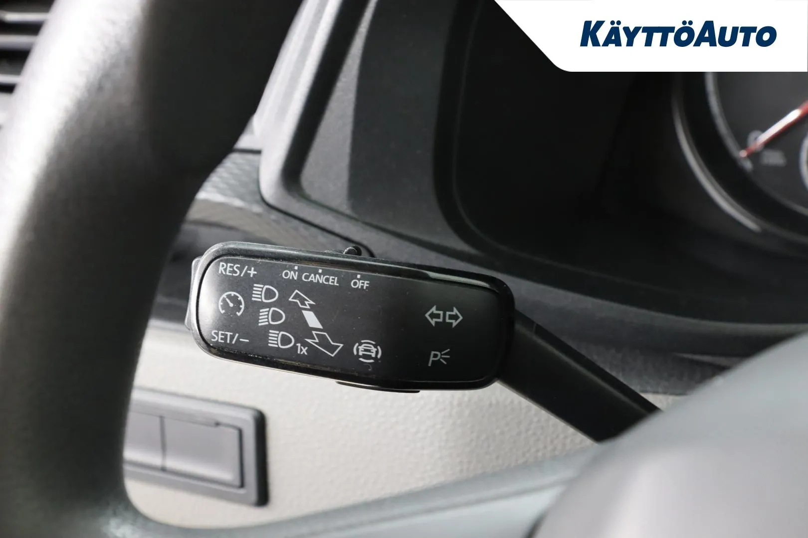 Volkswagen Transporter ETR-258 carousel image