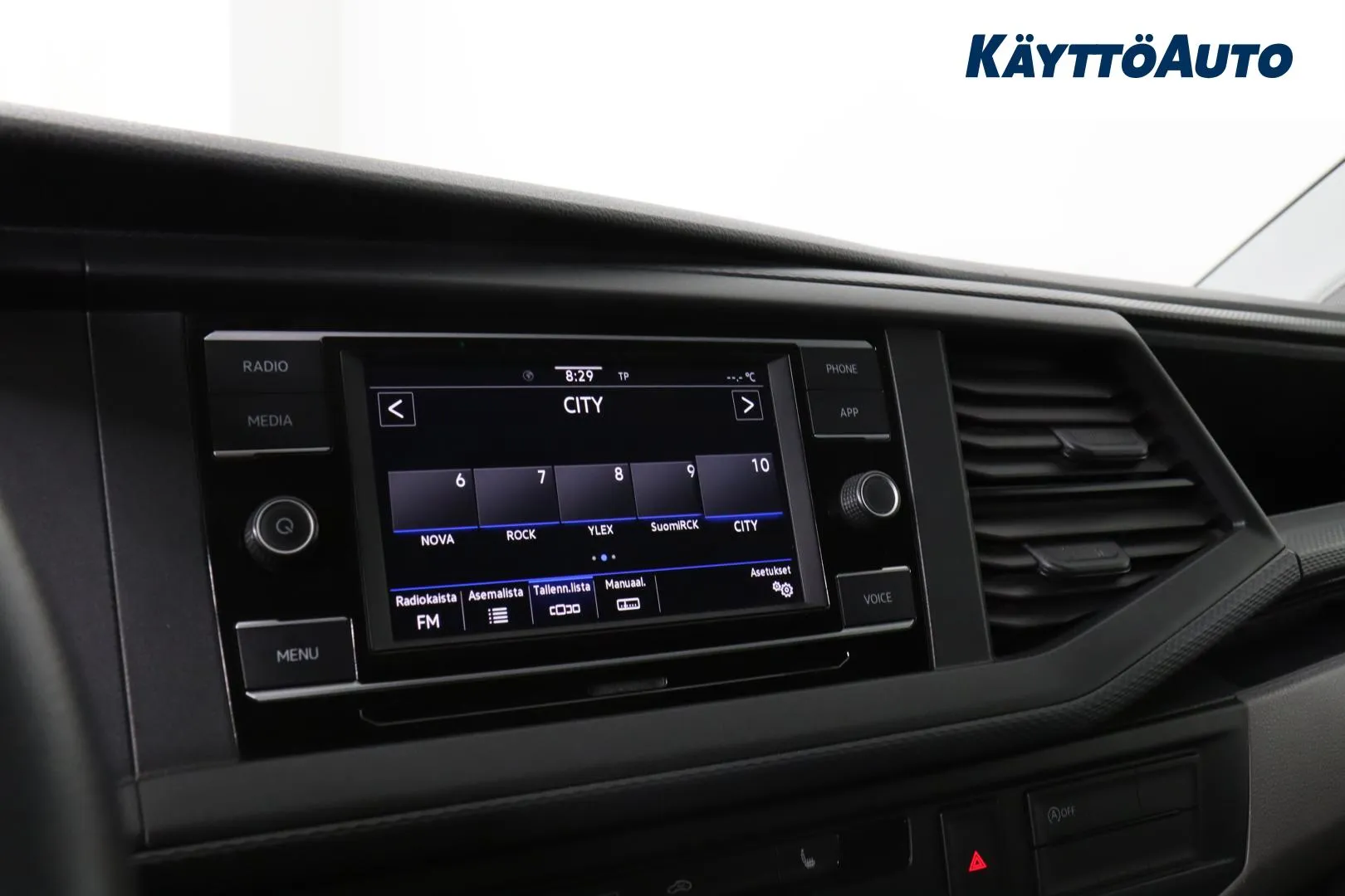 Volkswagen Transporter ETR-258 carousel image