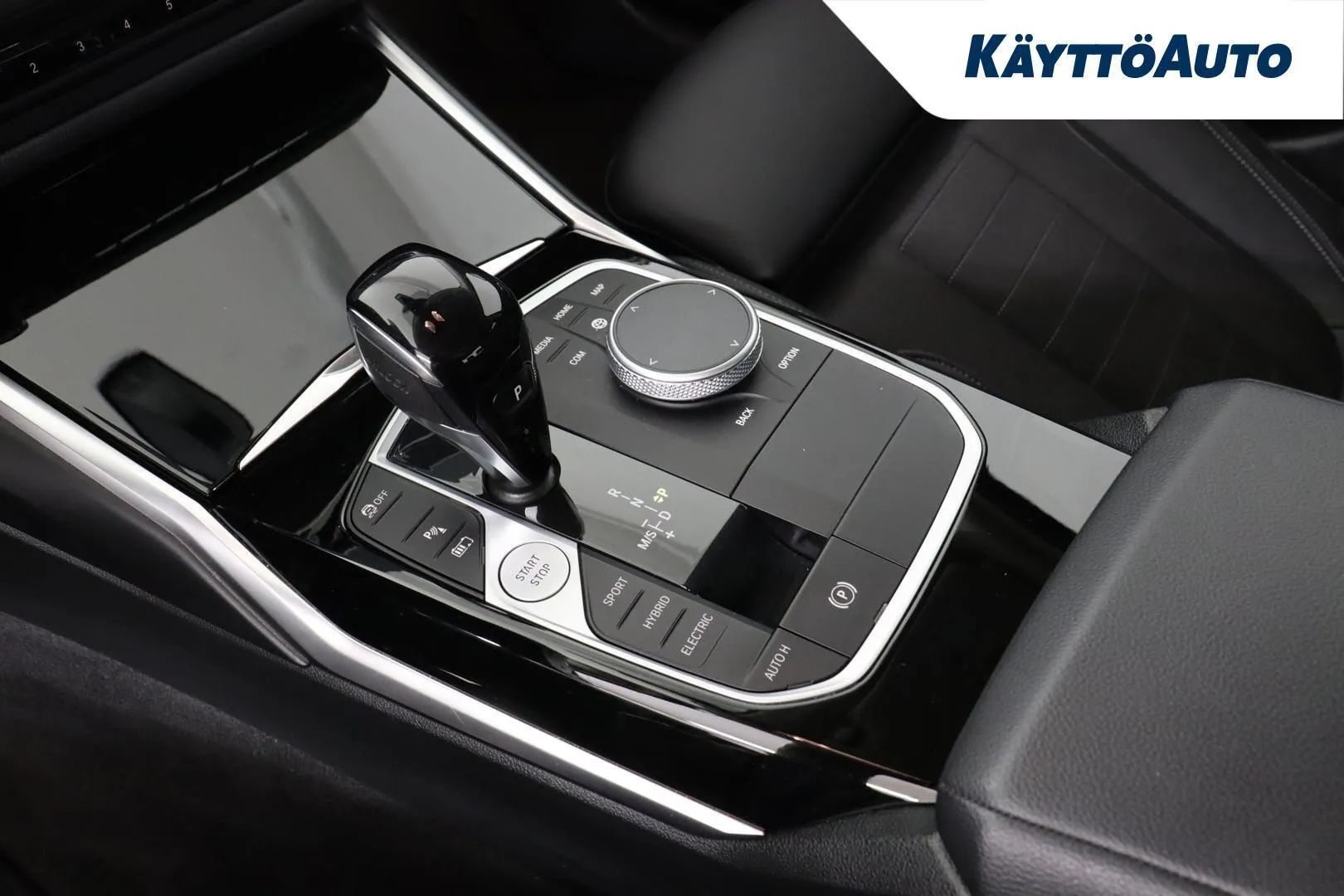 BMW 330 ZNV-801 carousel image