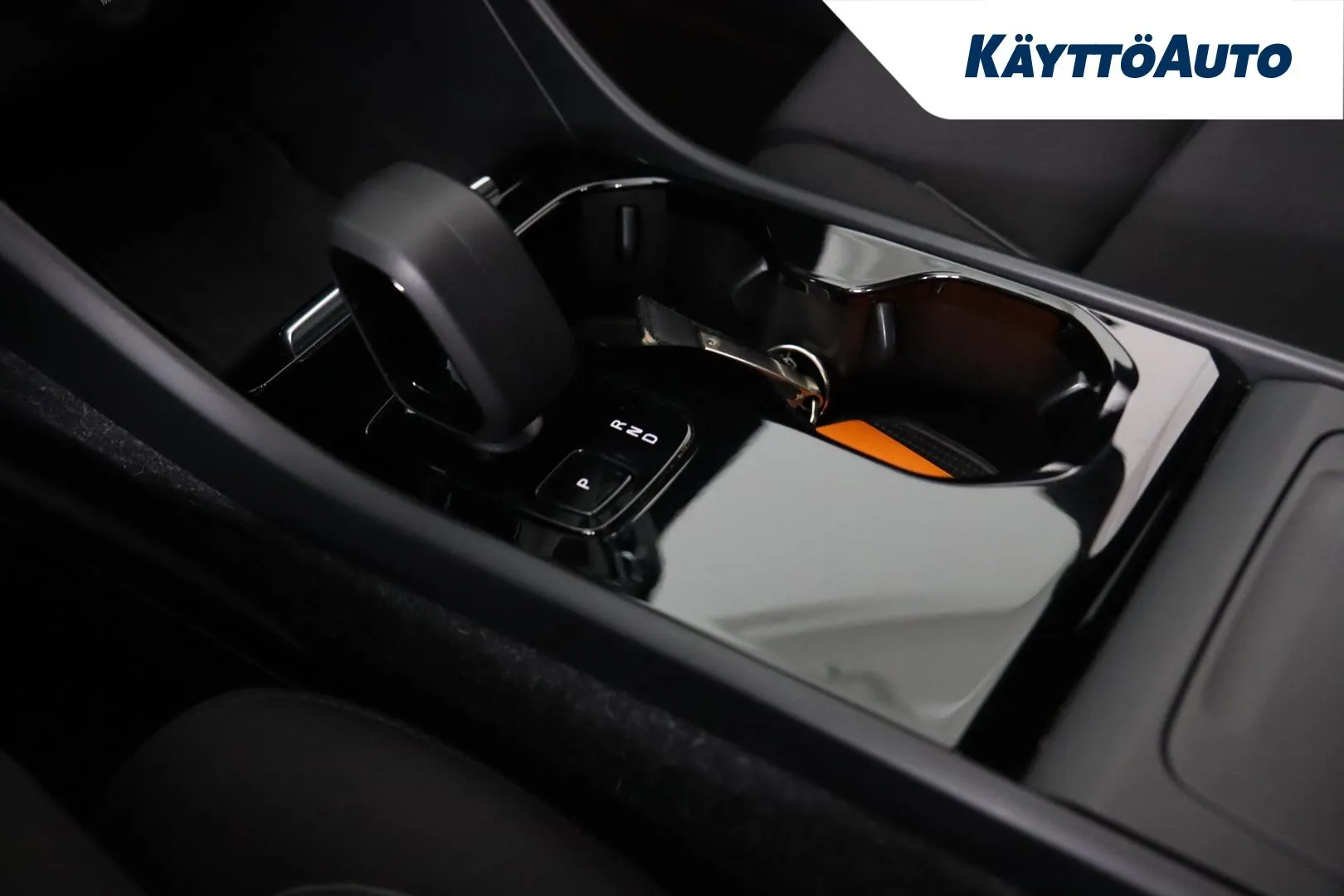 VOLVO XC40 GPC-752 carousel image