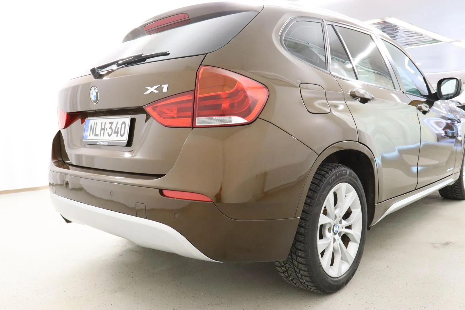 BMW X1 NLH-340 carousel image