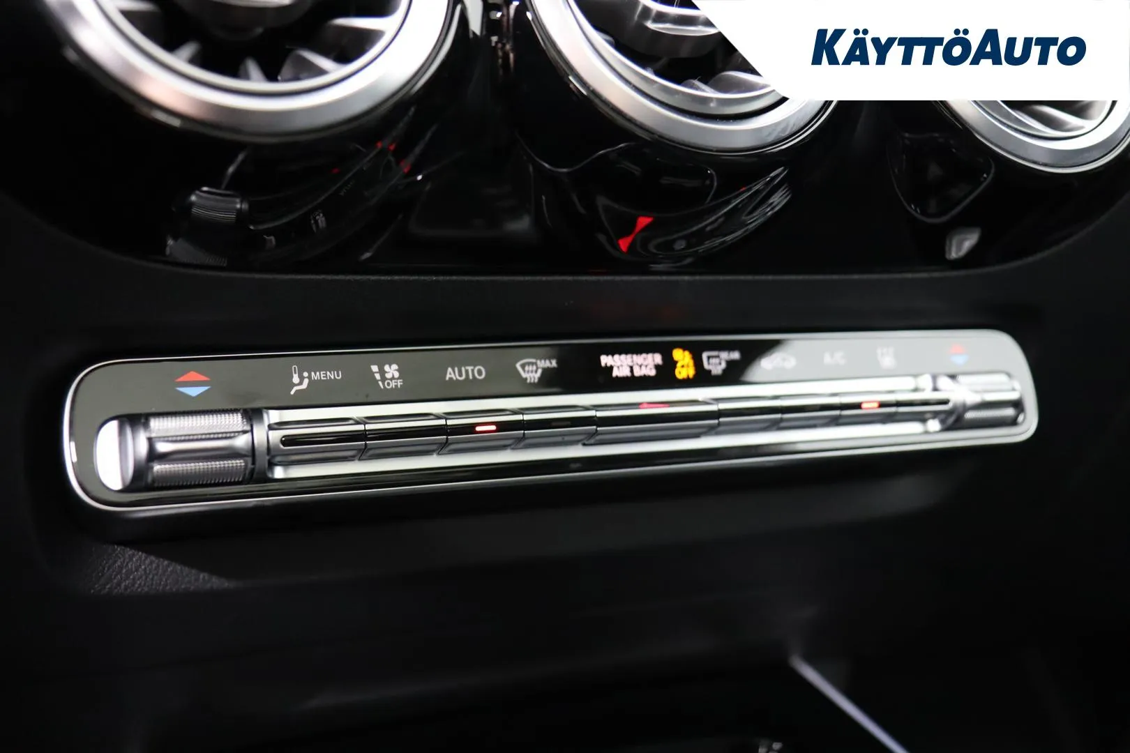 MERCEDES-BENZ EQA LTH-257 carousel image