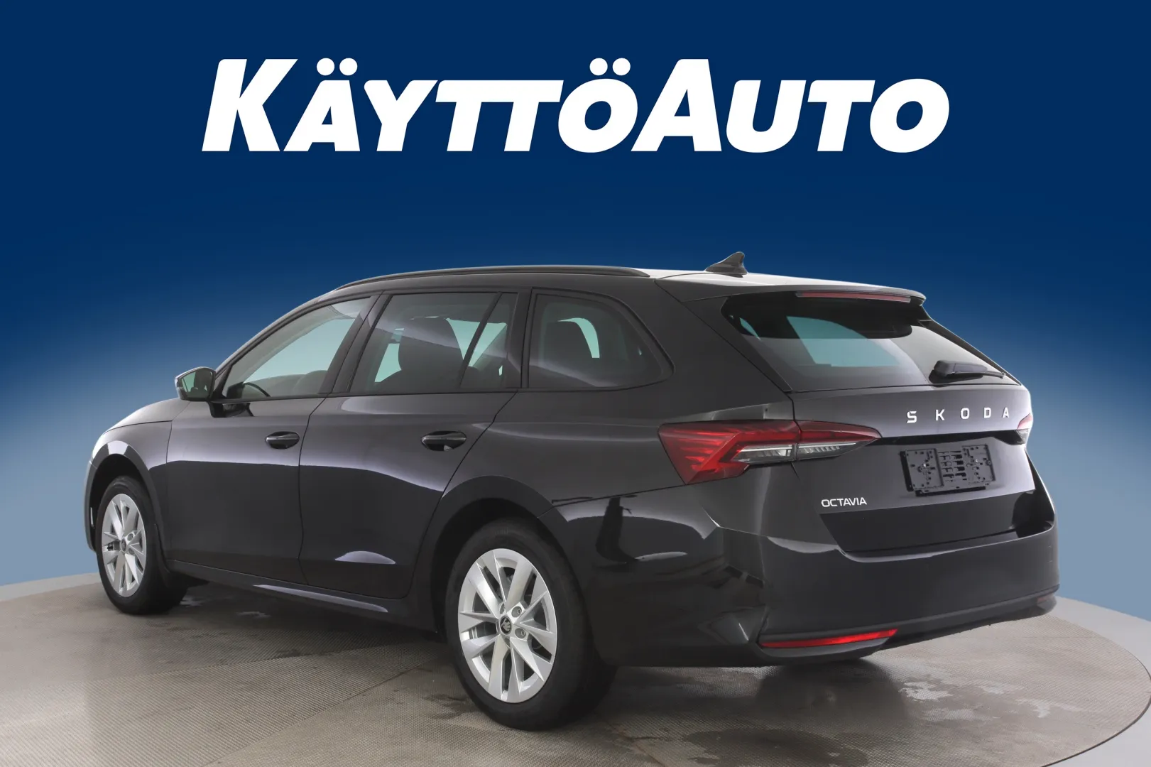 Skoda Octavia KXO-450 carousel image