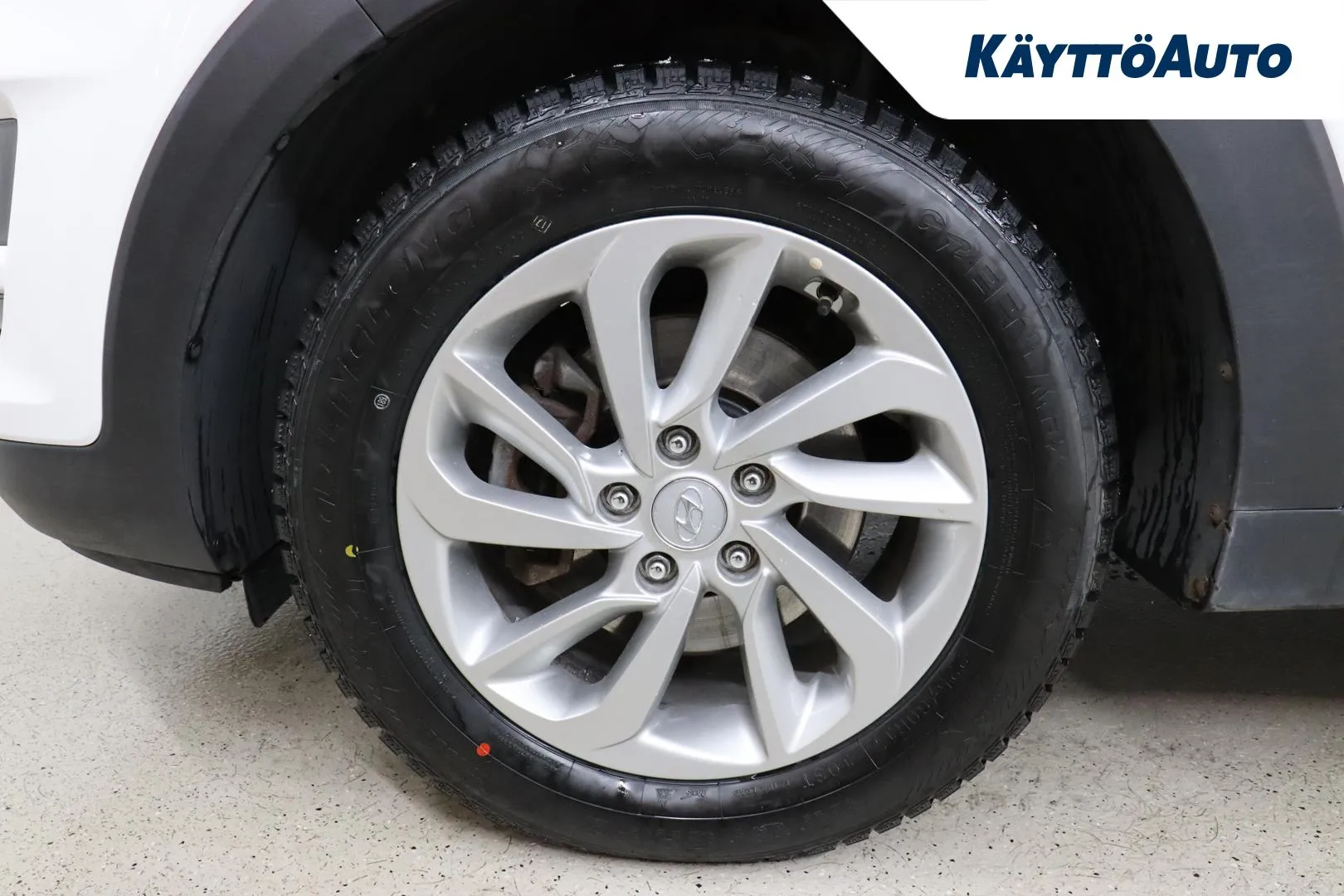 Hyundai Tucson IOK-402 carousel image