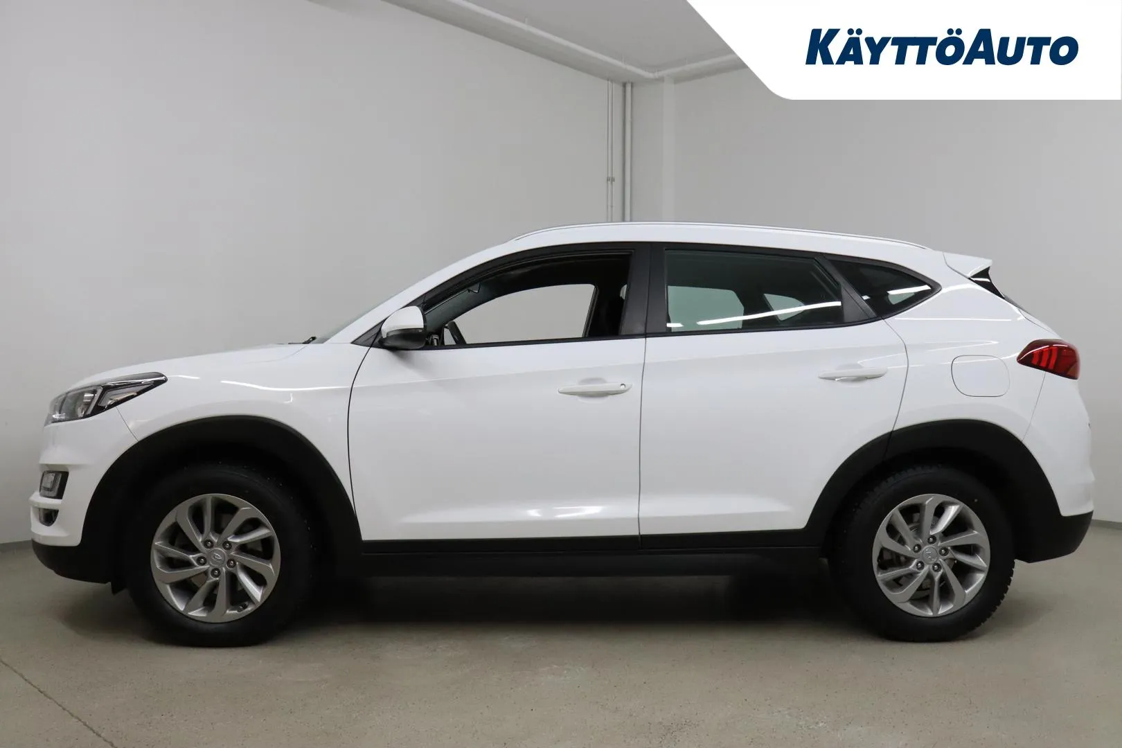 Hyundai Tucson IOK-402 carousel image