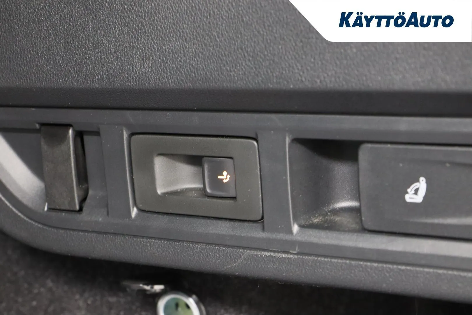 Skoda Octavia MOL-167 carousel image