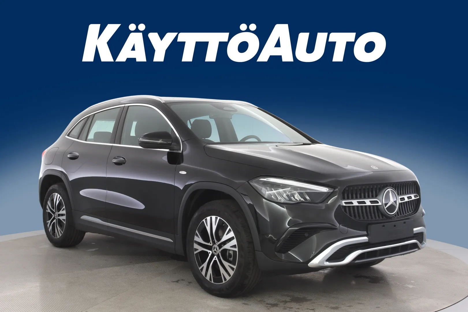 Mercedes-Benz GLA CSK-699 carousel image