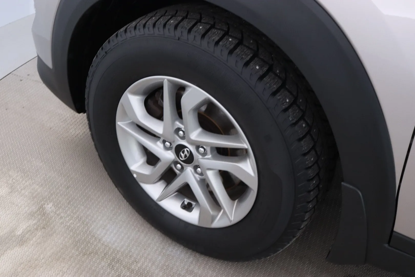 Hyundai Tucson TZV-536 carousel image