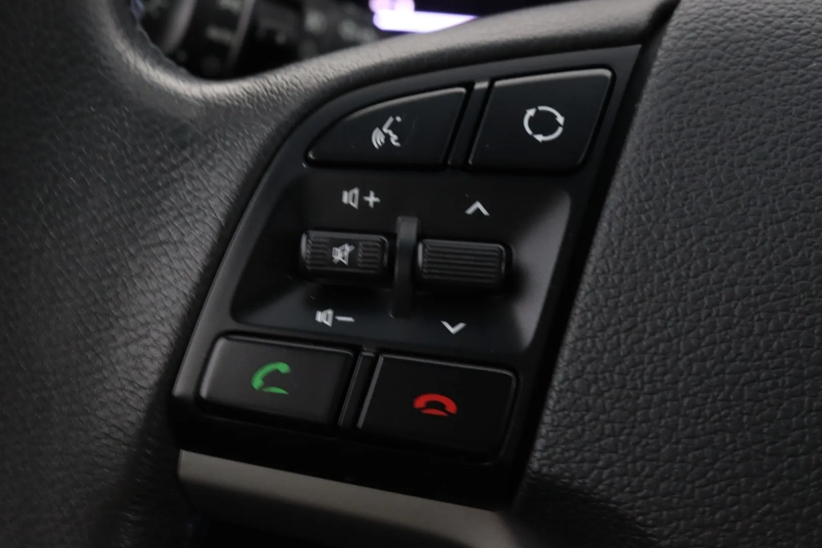 Hyundai Tucson TZV-536 carousel image